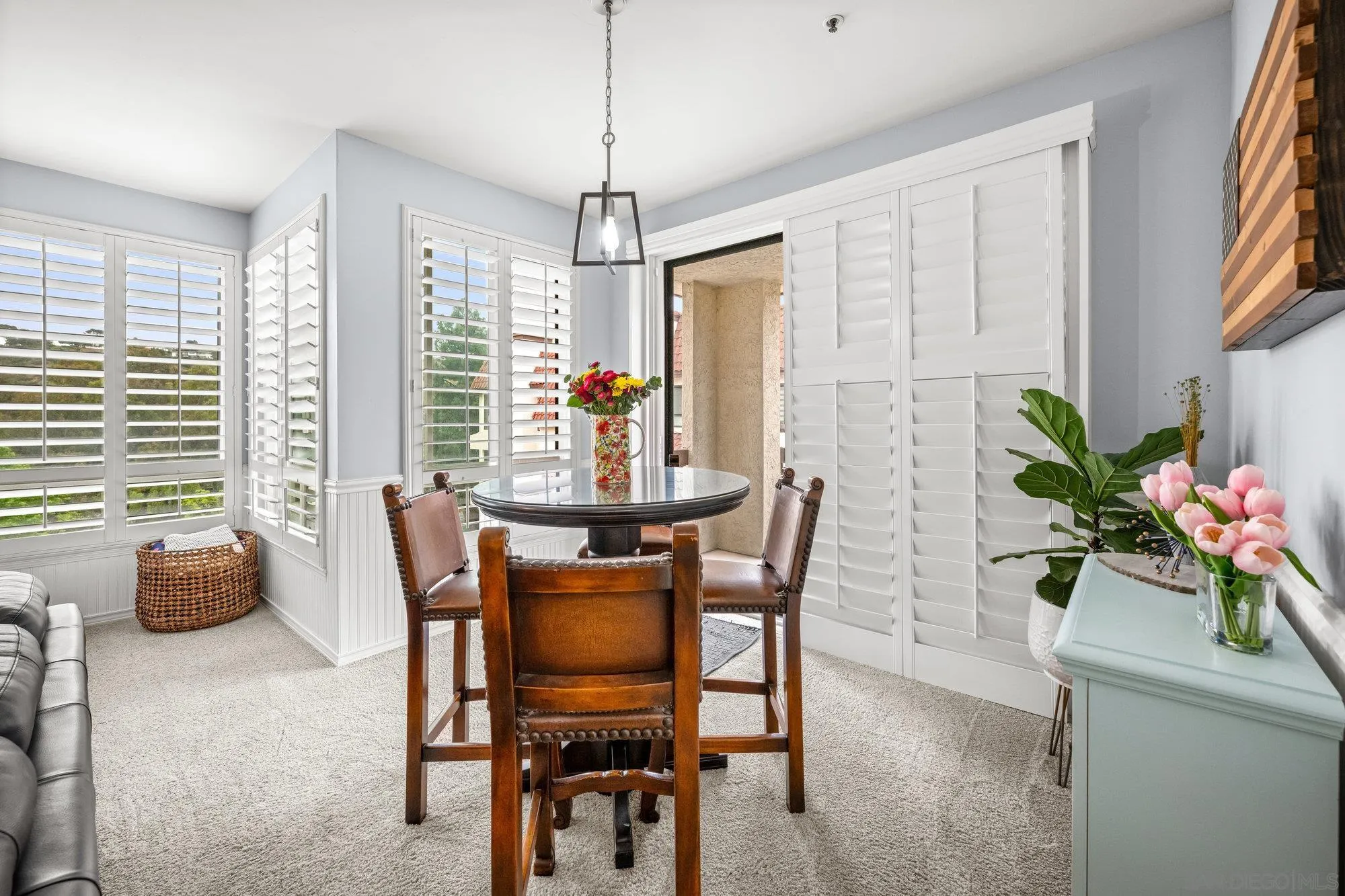 Photo #5: 250029801 Listing 