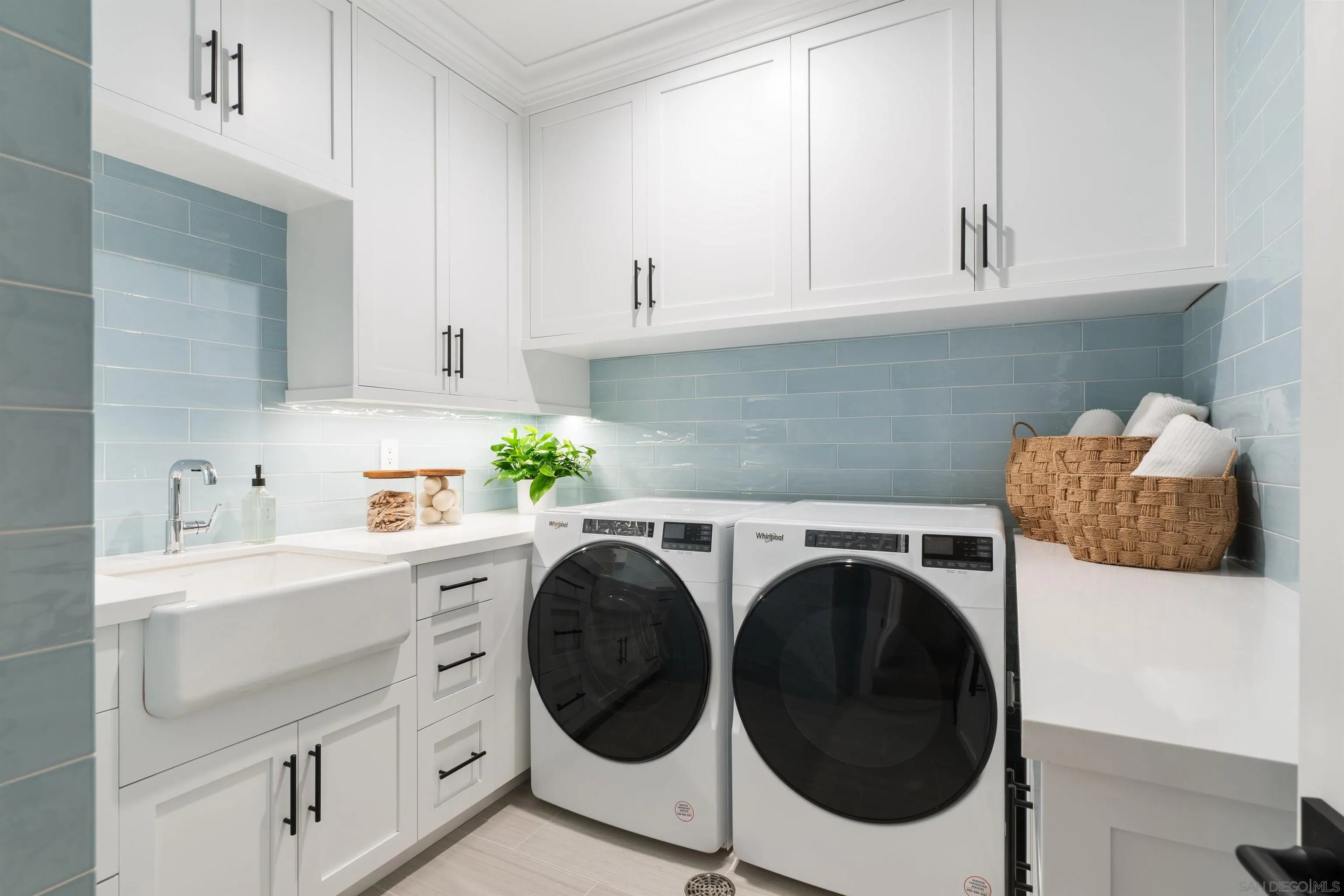 https://cdn.realtyfeed.com/cdn/127/250029824/45403dd0111f6bbffb3ed0e65272b1dc.webp