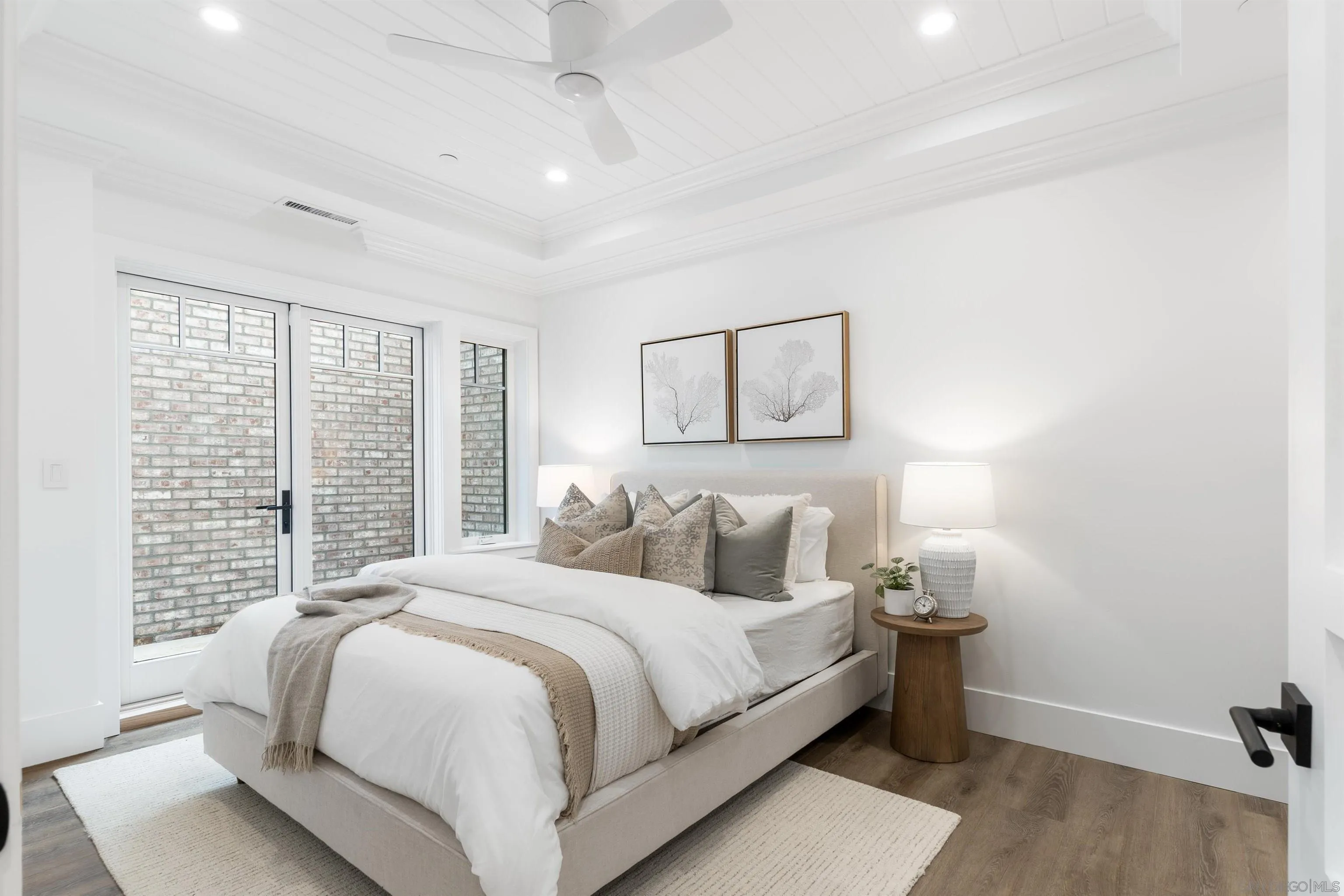 https://cdn.realtyfeed.com/cdn/127/250029824/a1e5bd3885240655d97c7b1f7c4e11fe.webp