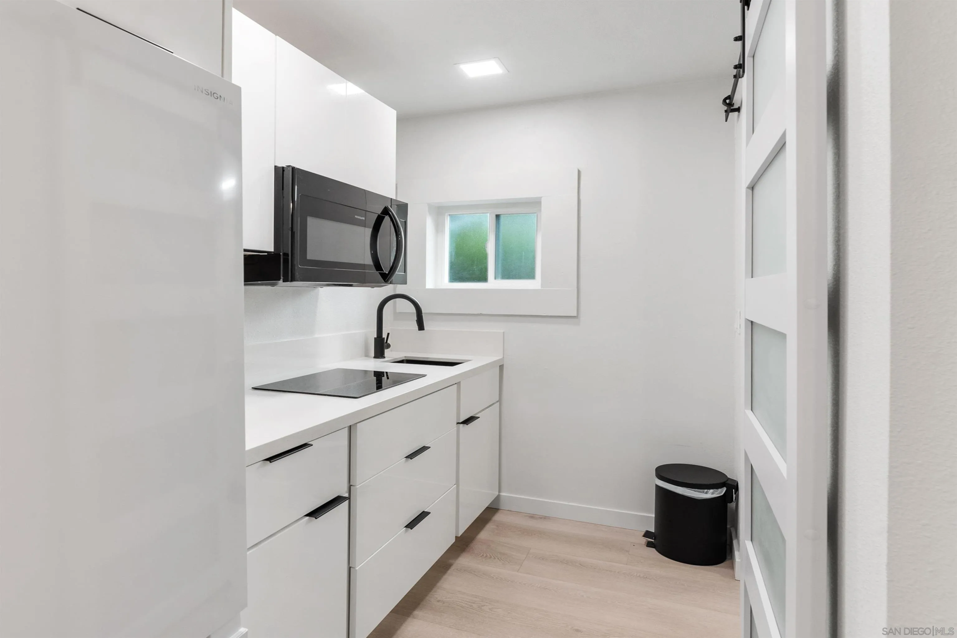 https://cdn.realtyfeed.com/cdn/127/250029833/c796f001e21ec5780863b8b6adc6aa65.webp