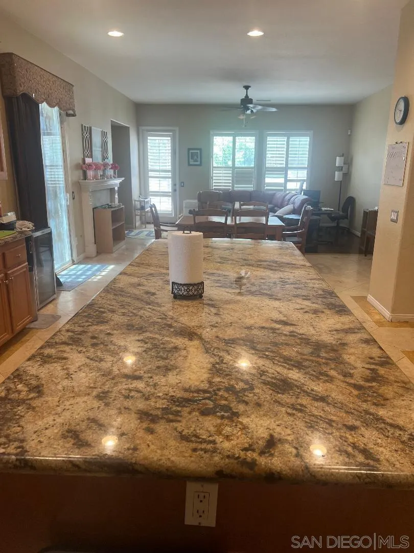https://cdn.realtyfeed.com/cdn/127/250029879/bd018dedfd1b5e9fb7539e61bdc31ff7.webp