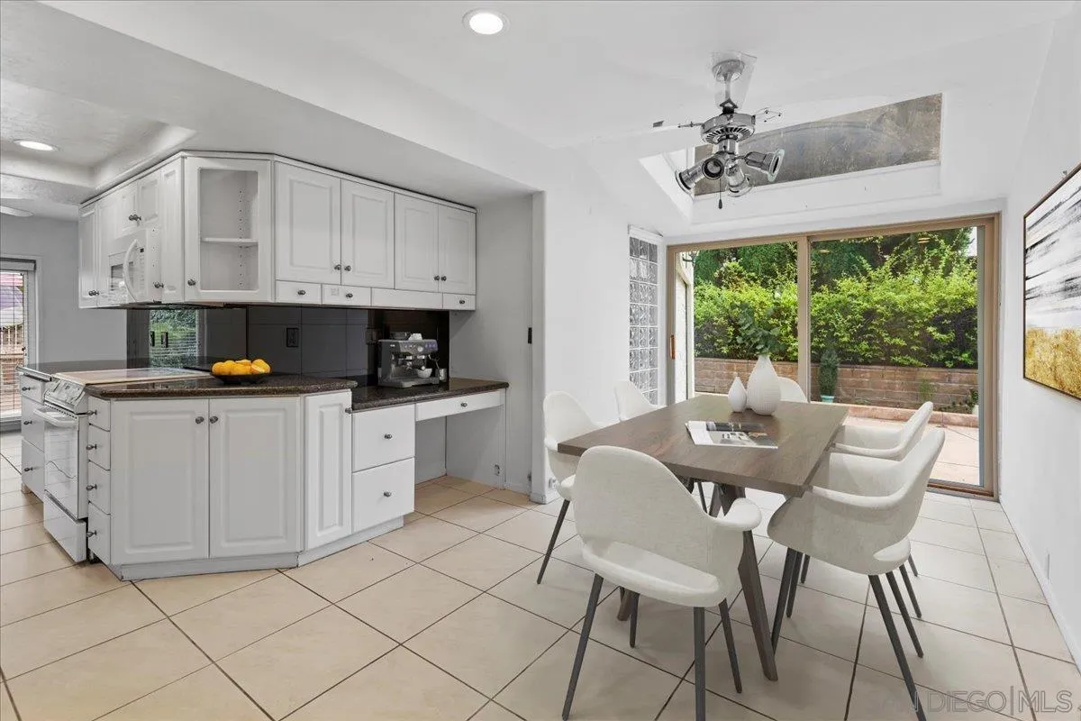 https://cdn.realtyfeed.com/cdn/127/250029881/01974d54581865f6812a841054f6e6fe.webp