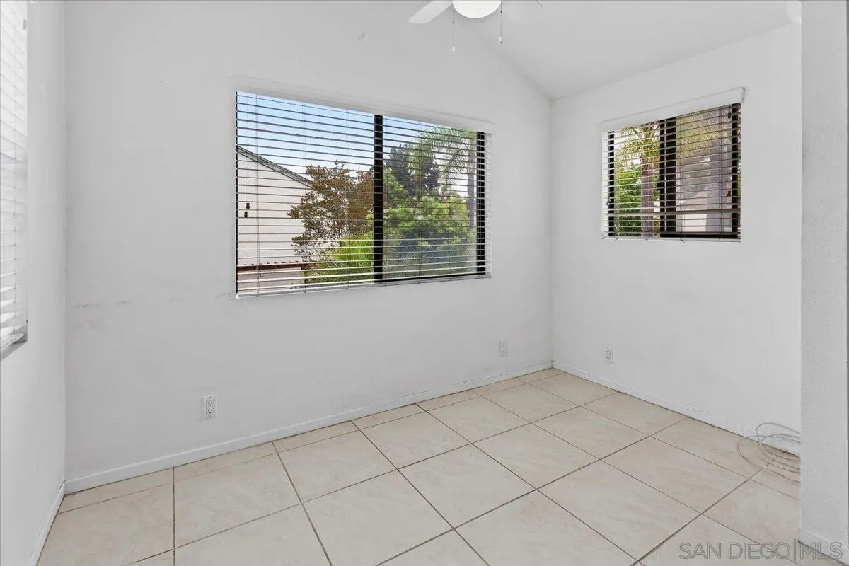 https://cdn.realtyfeed.com/cdn/127/250029881/05414c563502899d3fe3177f00df8bf1.webp