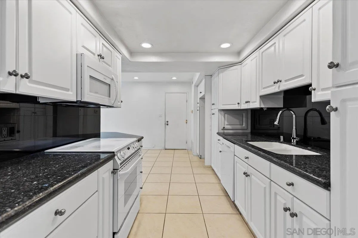 https://cdn.realtyfeed.com/cdn/127/250029881/3ee2790ef4973486fb7386d500b72479.webp