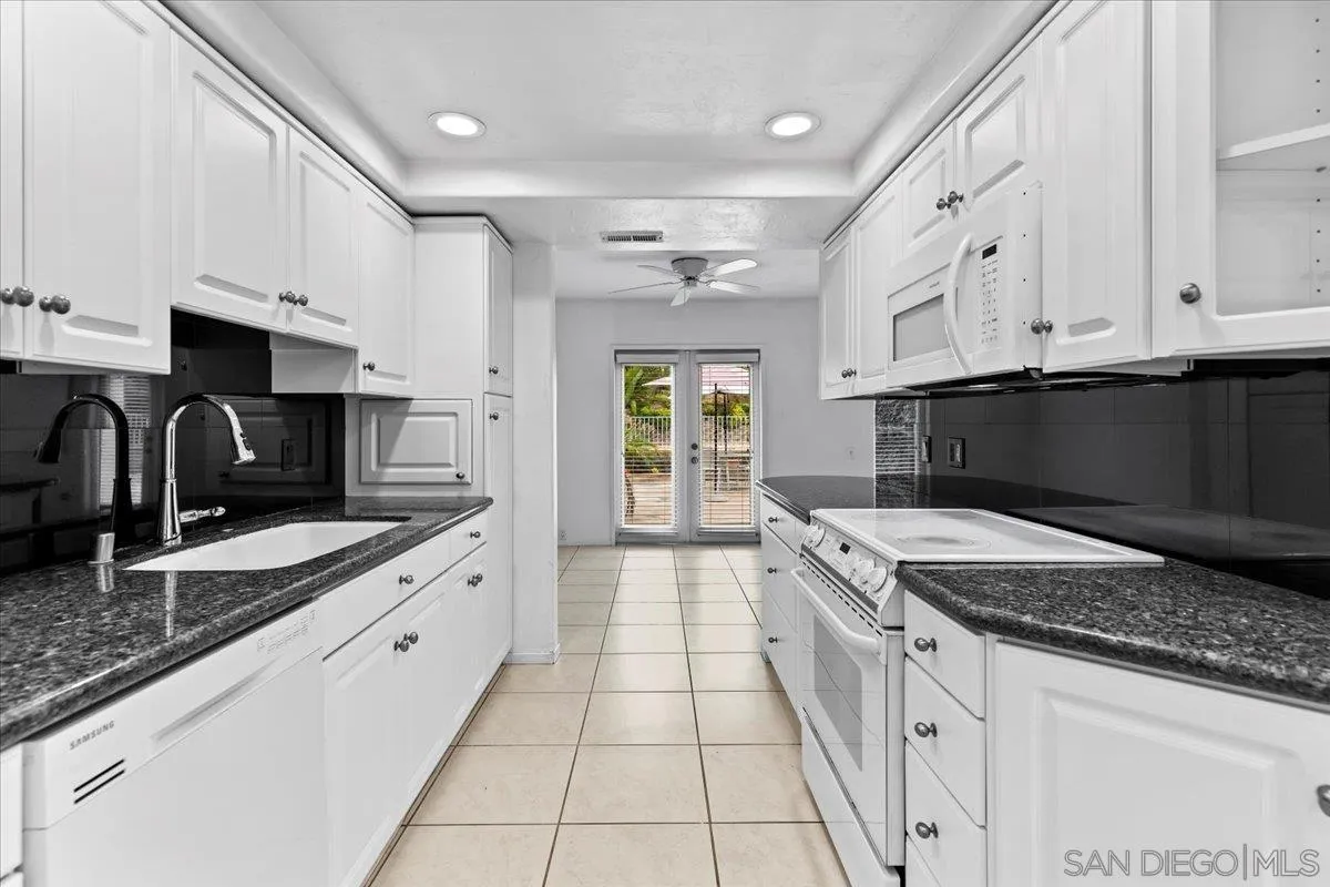 https://cdn.realtyfeed.com/cdn/127/250029881/c396cb8ae349dd51cd540d5f598e6b9f.webp