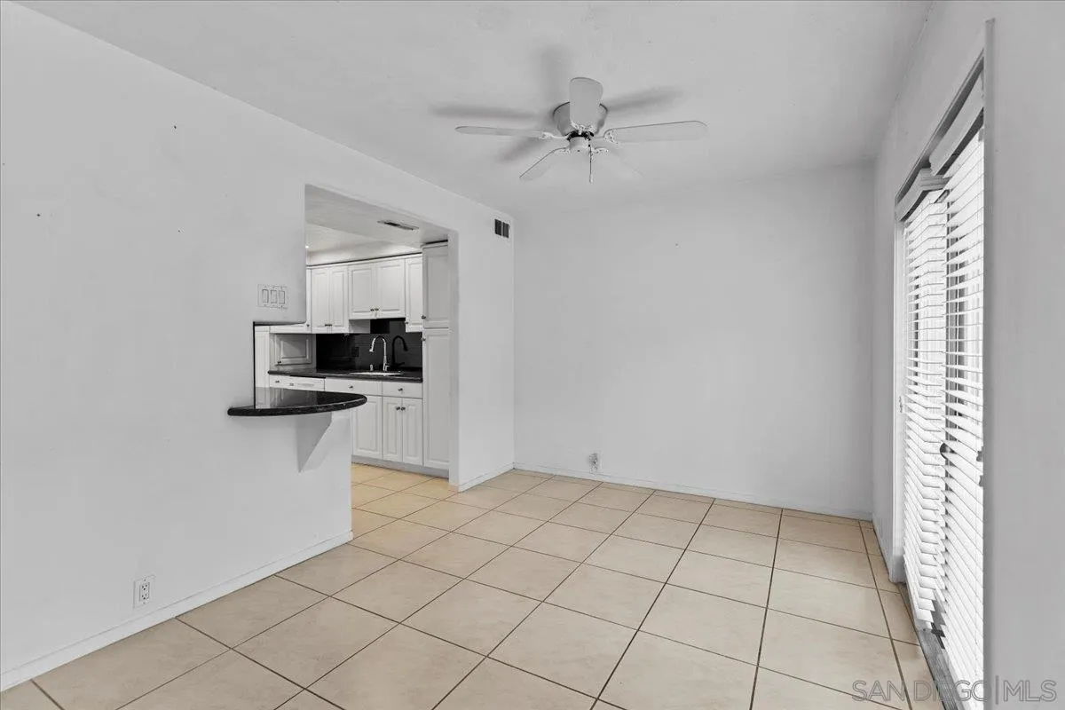 https://cdn.realtyfeed.com/cdn/127/250029881/c6fd679b32a32cc23cb9a34861a4bf46.webp