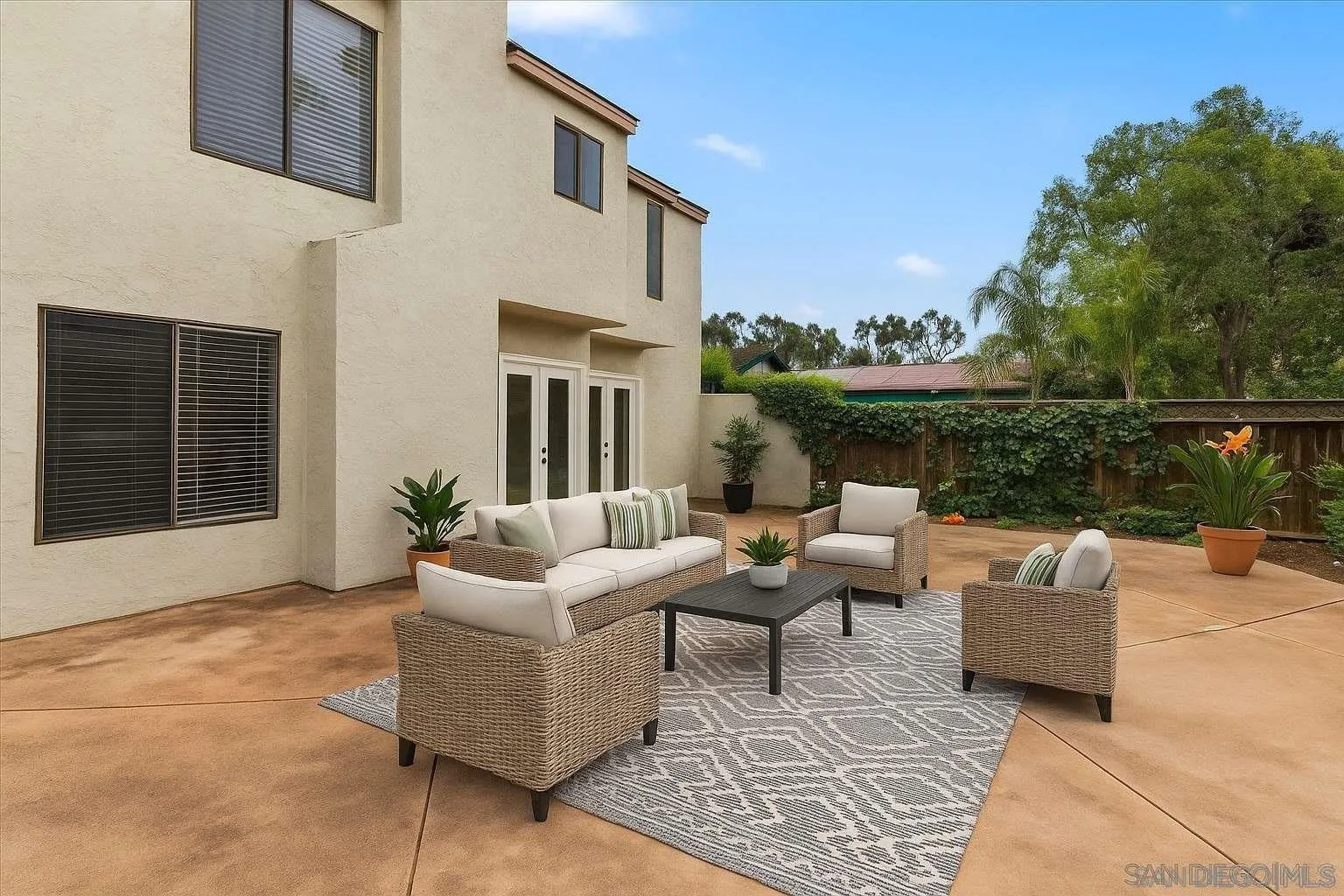 https://cdn.realtyfeed.com/cdn/127/250029881/dce14d2bdd5701335c9eaceb0199aa61.webp