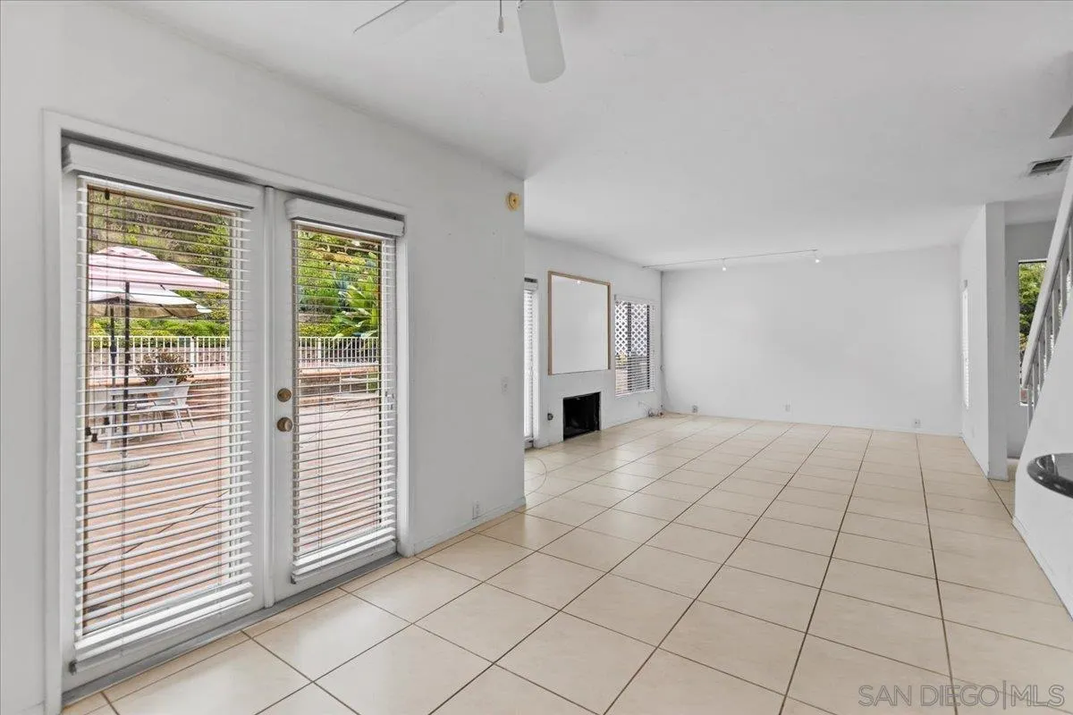 https://cdn.realtyfeed.com/cdn/127/250029881/f87cd09cb012c6e386ac616d2ecdefe2.webp