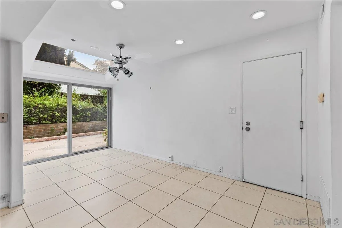 https://cdn.realtyfeed.com/cdn/127/250029881/fe11b515a6b8cbd683bd0c534d16125e.webp