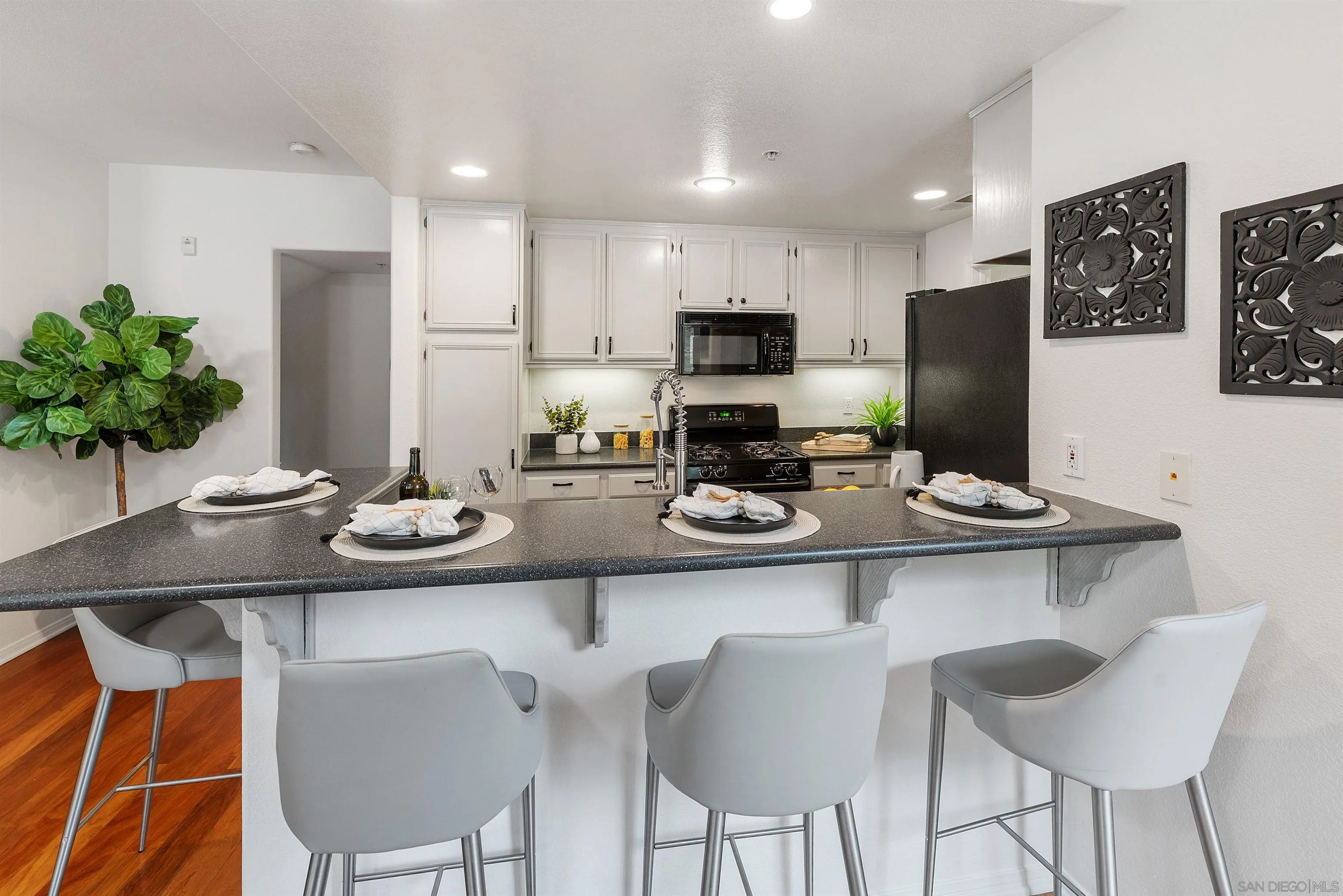 https://cdn.realtyfeed.com/cdn/127/250029884/4be28c712e587311d384f579292c20c3.webp