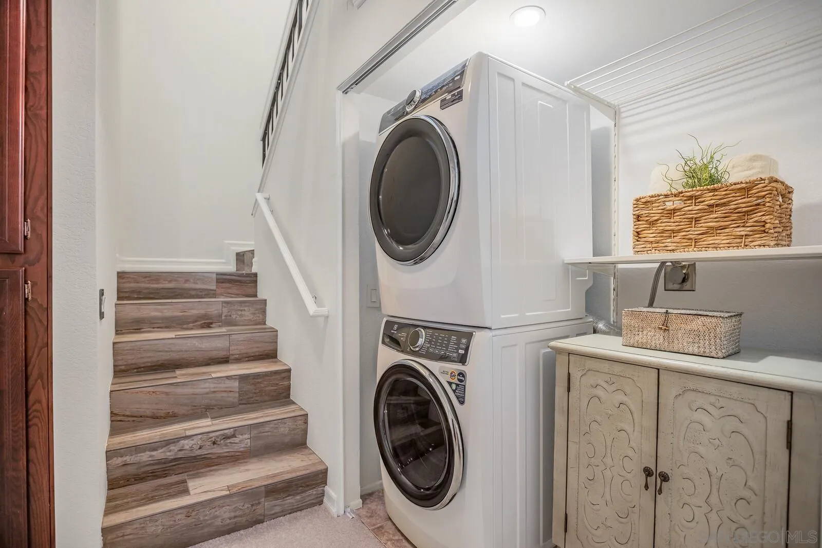 https://cdn.realtyfeed.com/cdn/127/250029899/c621f3bf3797a614b2c32c9c99c6c99b.webp