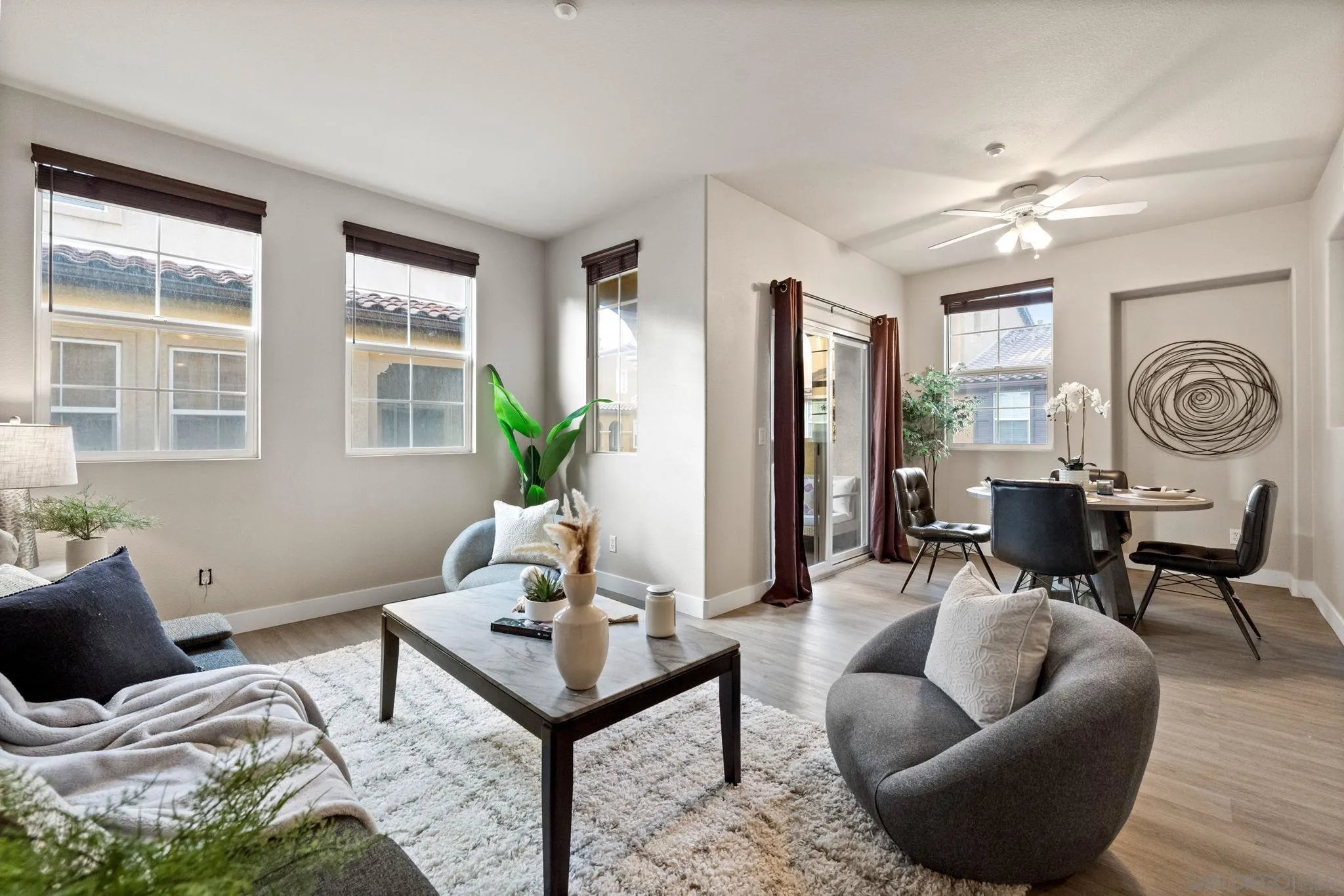 Photo #3: 250029907 Listing 