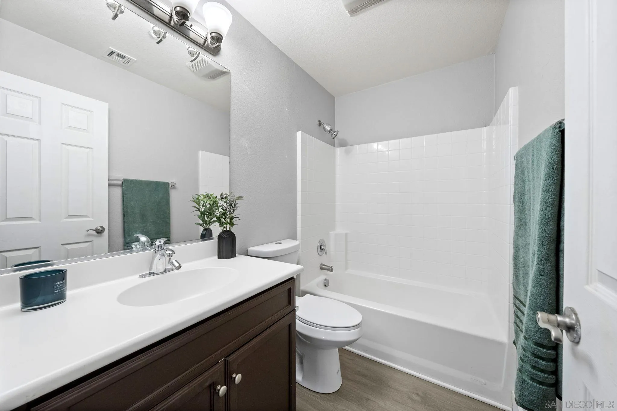 Photo #20: 250029907 Listing: Photo #20