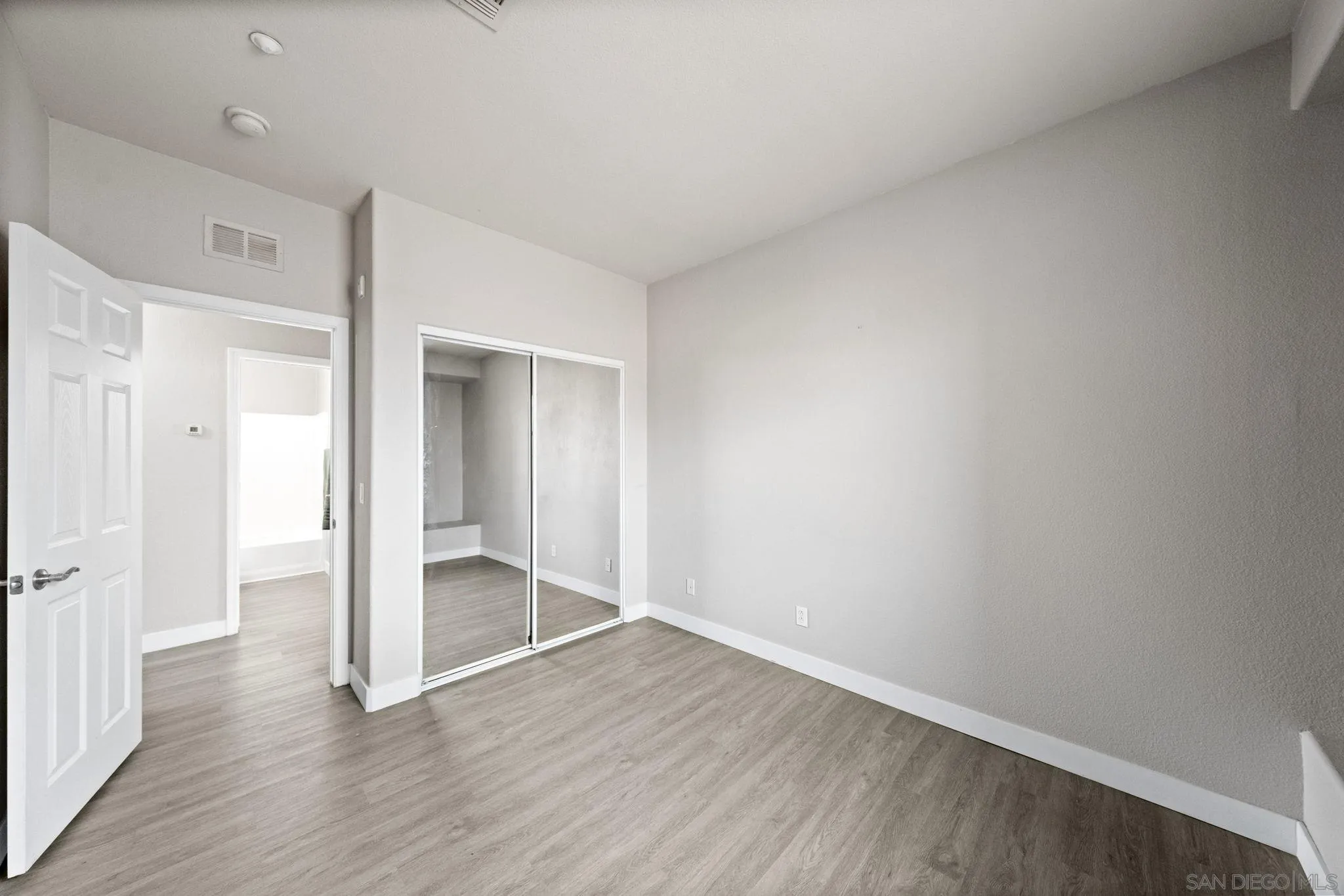 Photo #27: 250029907 Listing: Photo #27