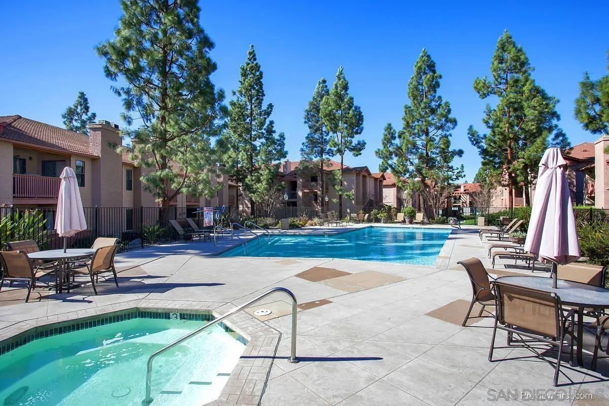 Photo #4: 250029912 Listing 