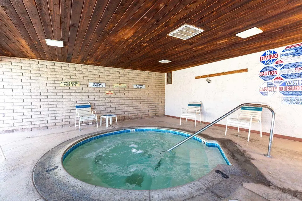 https://cdn.realtyfeed.com/cdn/127/250029920/130a55eb2501f4d8cf7ce1109156adc6.webp
