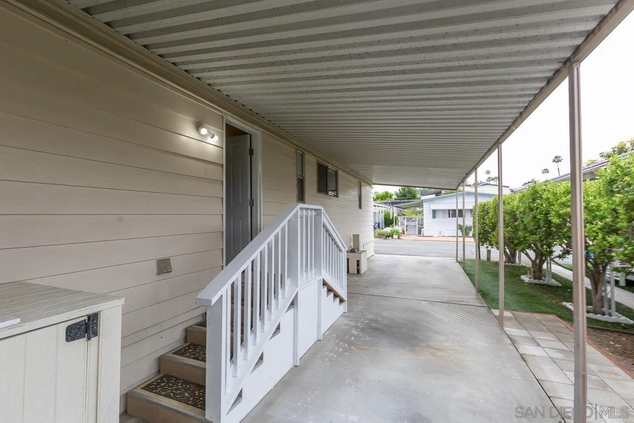 https://cdn.realtyfeed.com/cdn/127/250029920/22d6b10f541bbc83d9b26bcfd937d0bd.webp