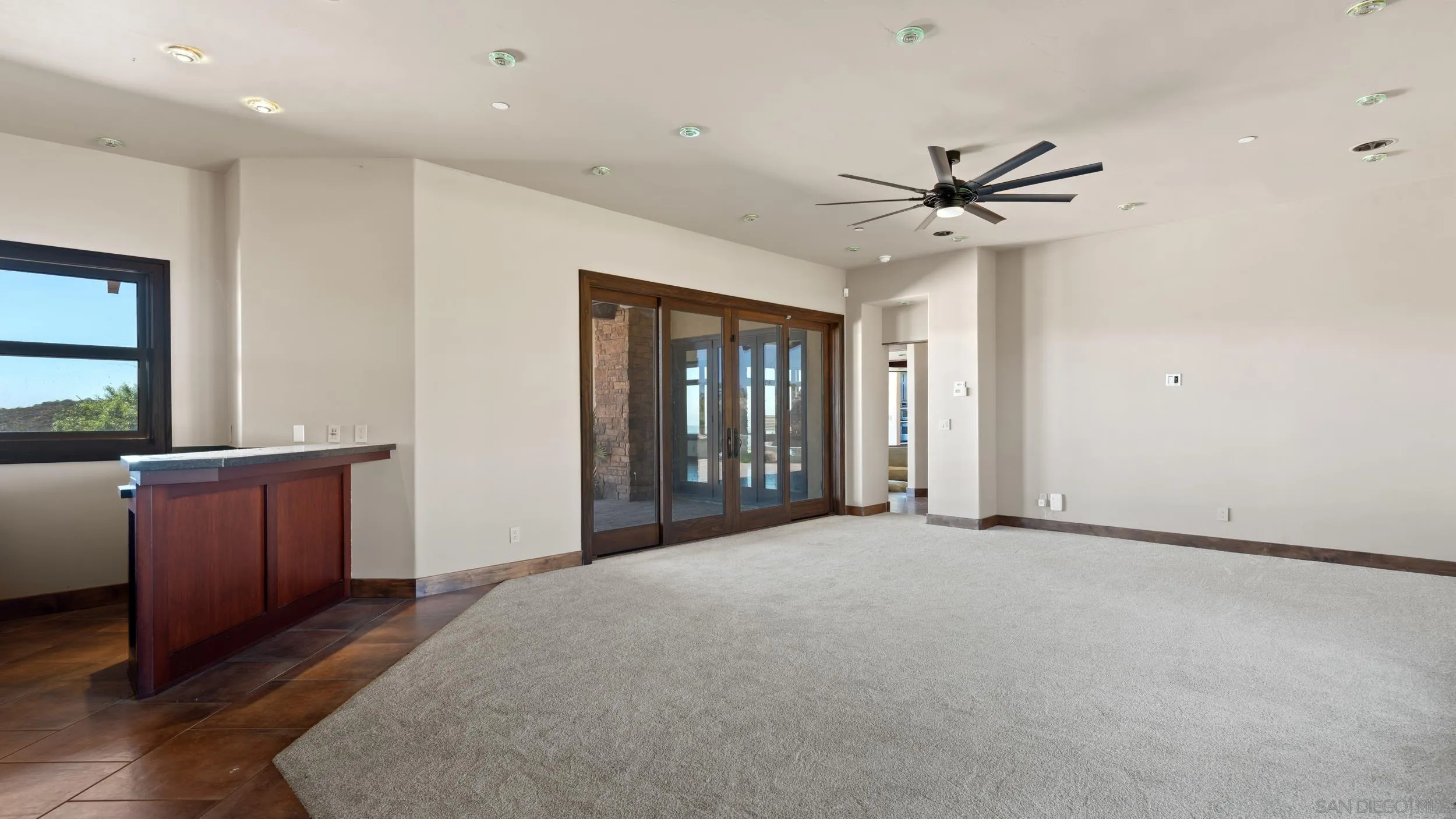 https://cdn.realtyfeed.com/cdn/127/250029932/5dc2fd1e0e2d105f59566bd07b9efcca.webp