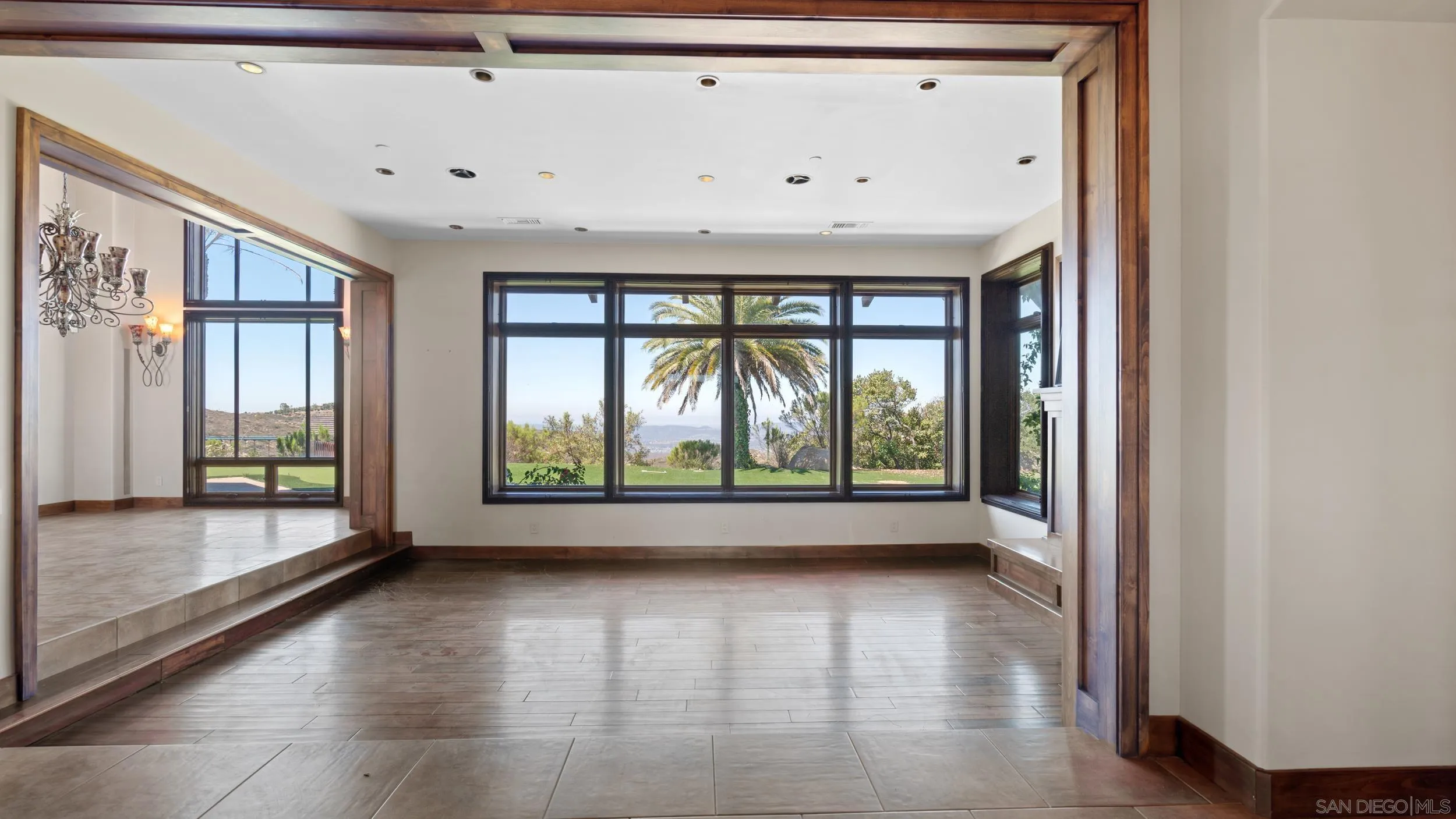 https://cdn.realtyfeed.com/cdn/127/250029932/7367f084358151915dd402f99aa4b28e.webp