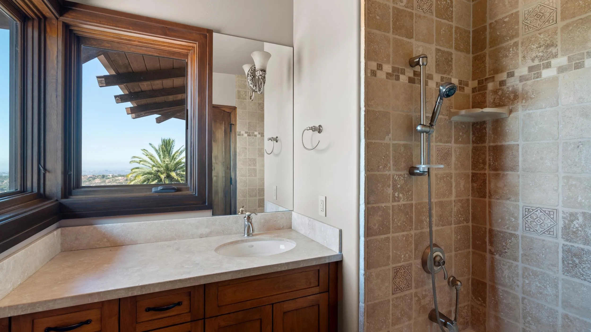 https://cdn.realtyfeed.com/cdn/127/250029932/d6c530ee39c0bbf7da39ea520dc43a48.webp
