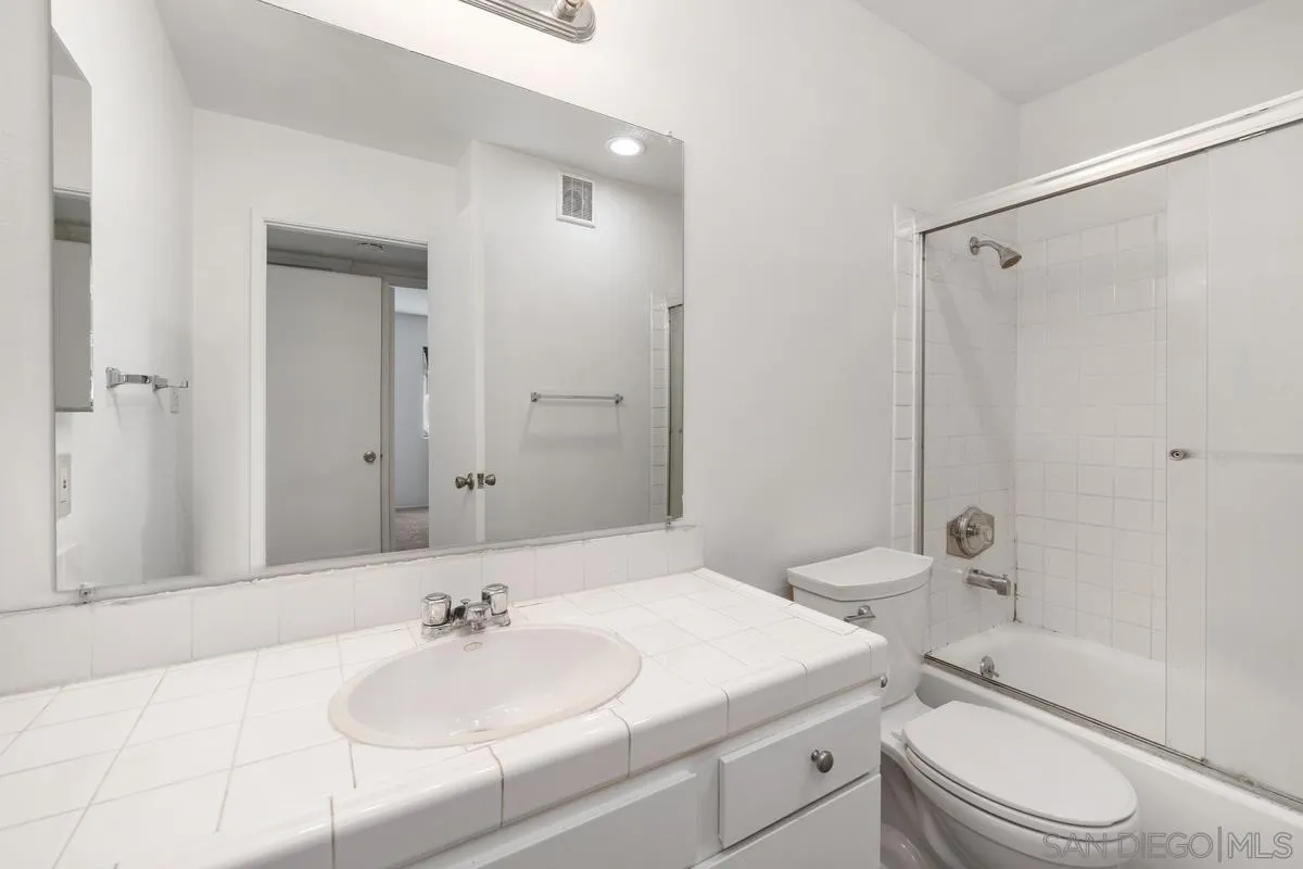 Photo #29: 250029935 Listing: Photo #29