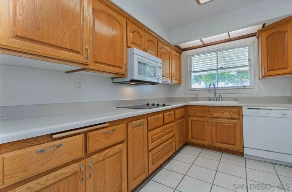 https://cdn.realtyfeed.com/cdn/127/250029964/89547d3adc022dfb0a72dee2e822df7e.webp