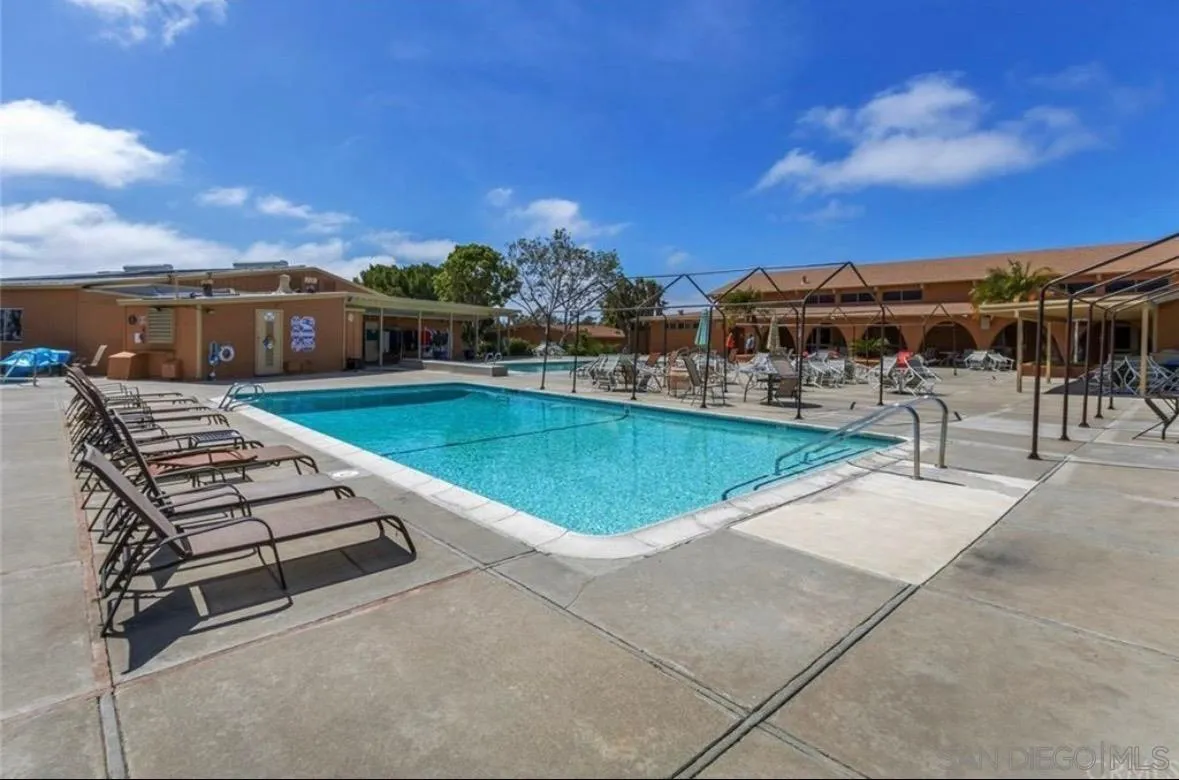 https://cdn.realtyfeed.com/cdn/127/250029964/a51d283c6b08a5e86ee25ef707a2a9f6.webp
