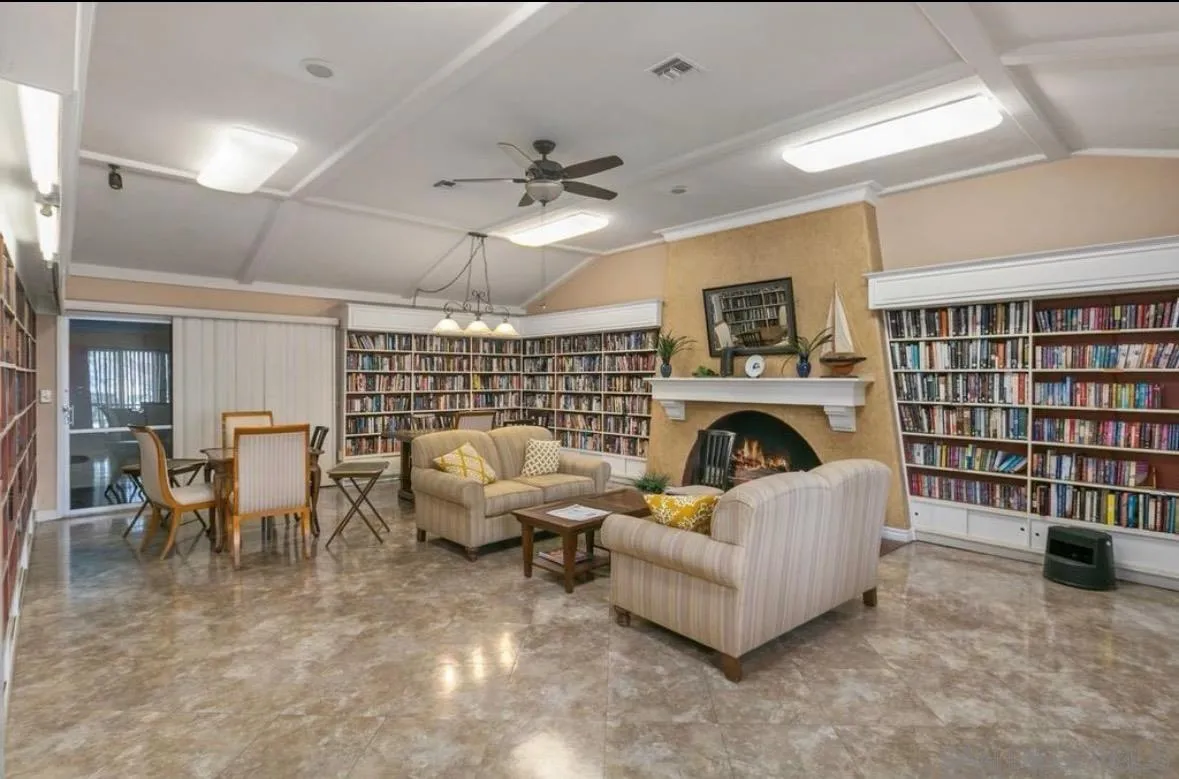 https://cdn.realtyfeed.com/cdn/127/250029964/c2644c1915e1b7d6aceb41fed212794e.webp
