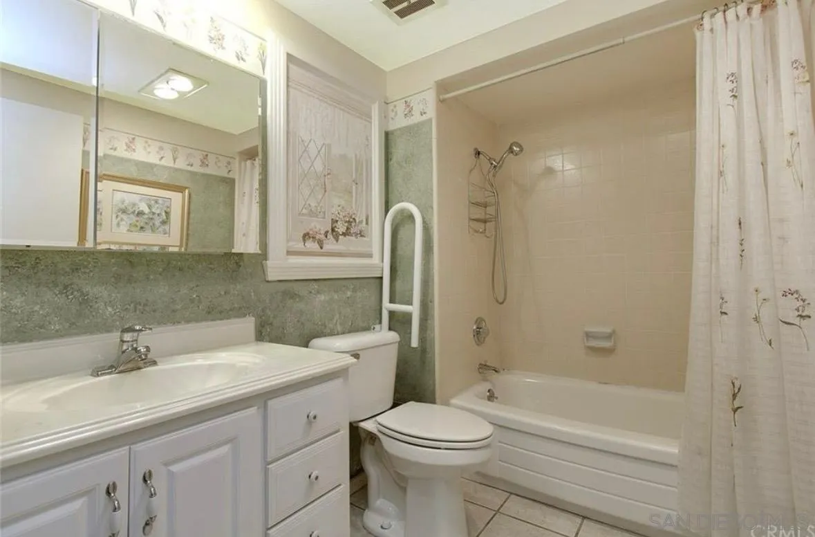 https://cdn.realtyfeed.com/cdn/127/250029964/c4d8e0a311562aa670573da35b289c76.webp