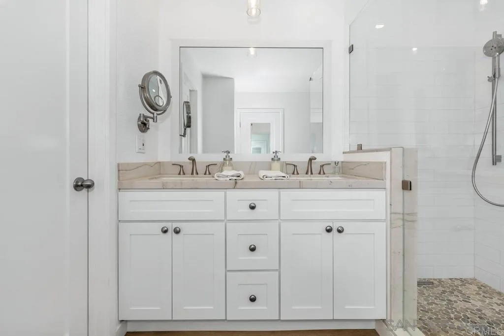 Photo #17: 250029985 Listing: Photo #17