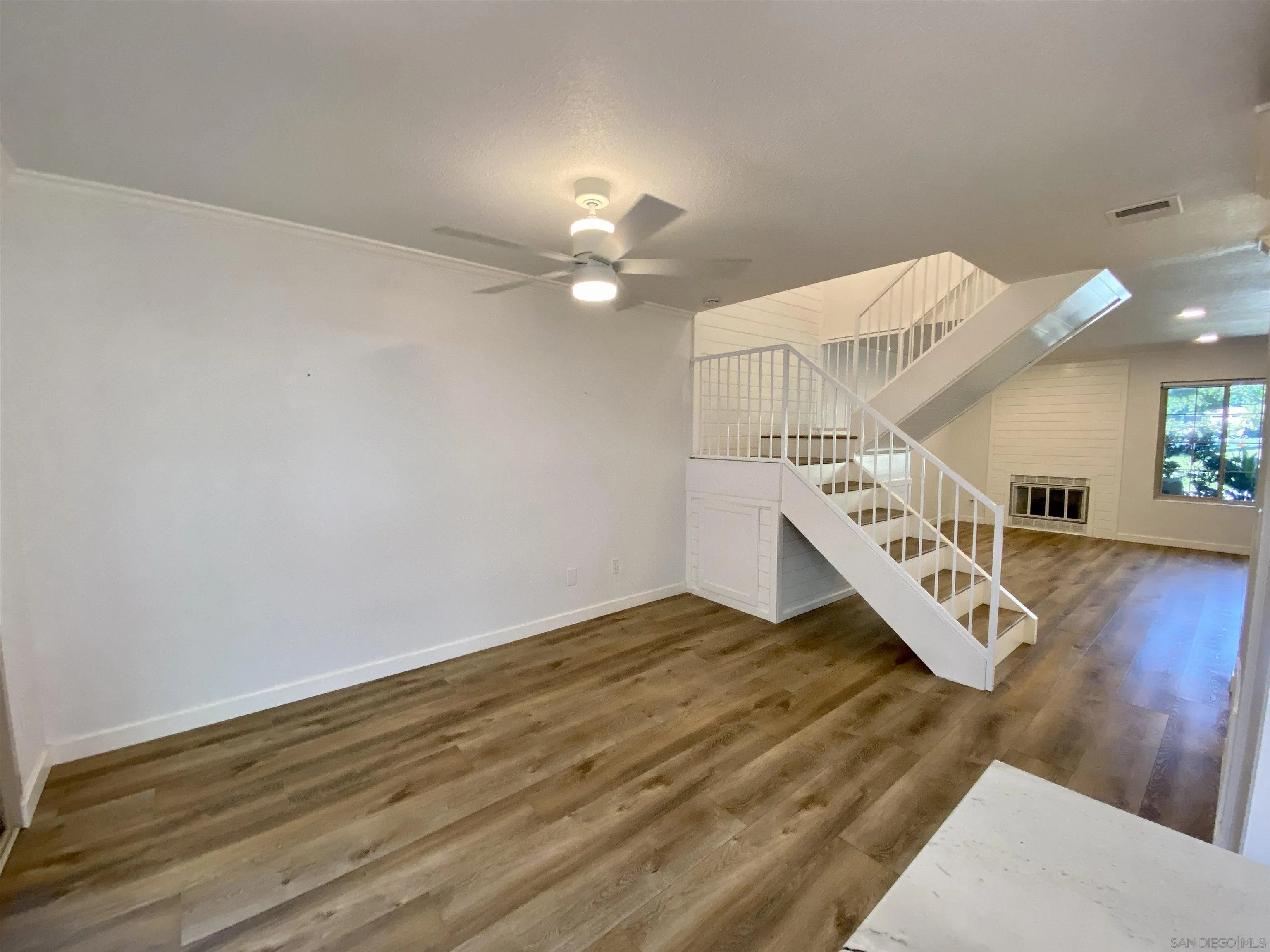 Photo #8: 250029985 Listing: Photo #8