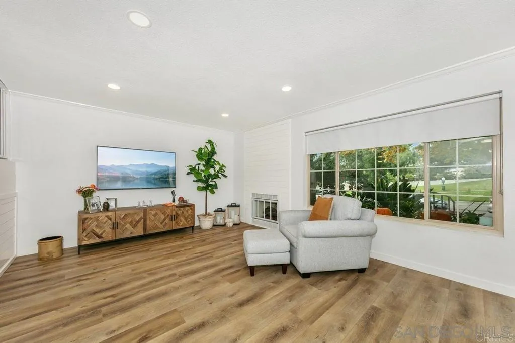 Photo #7: 250029985 Listing: Photo #7
