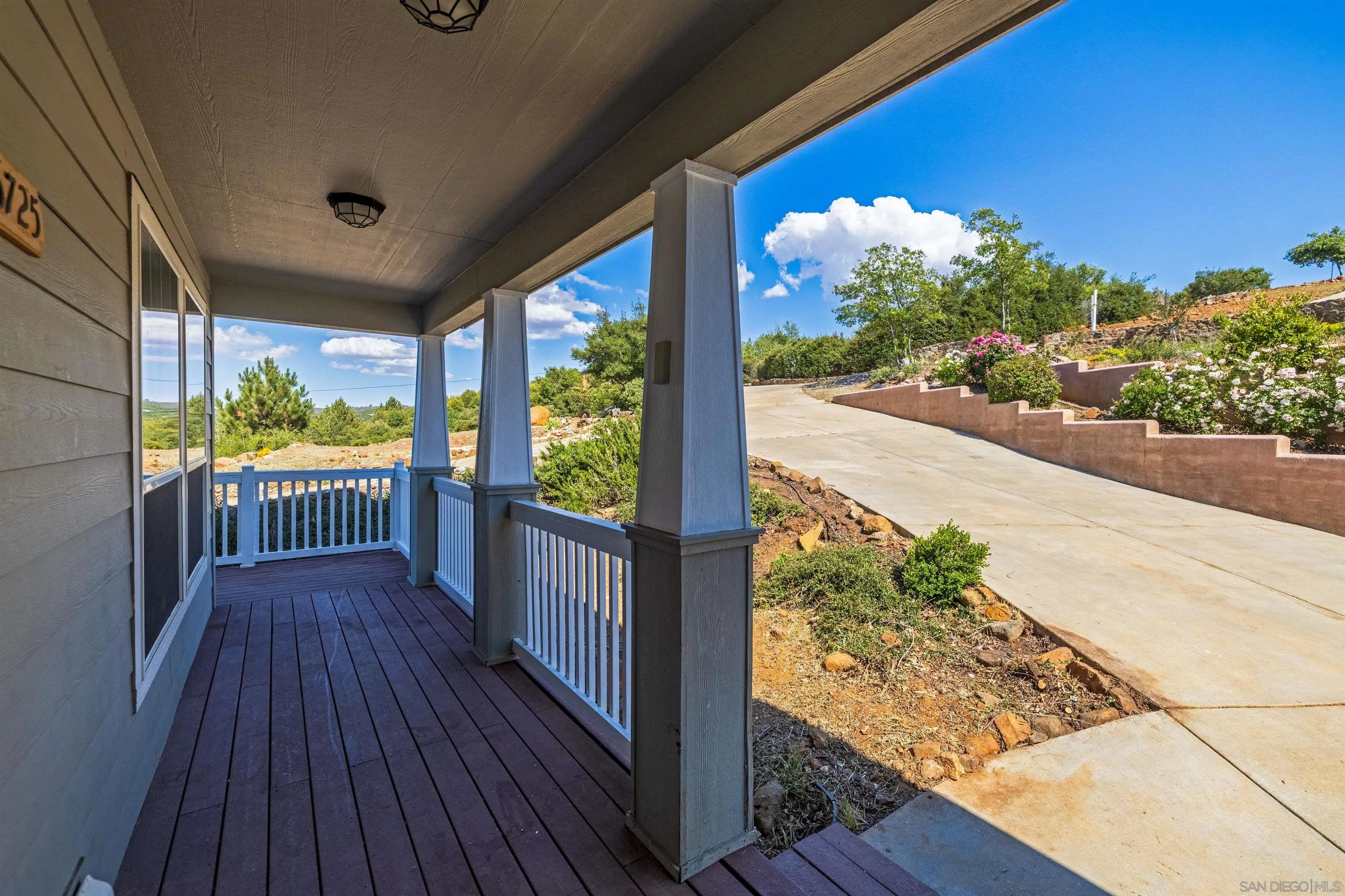 https://cdn.realtyfeed.com/cdn/127/250029993/08973e80491e01d47fc49da44789d103.webp