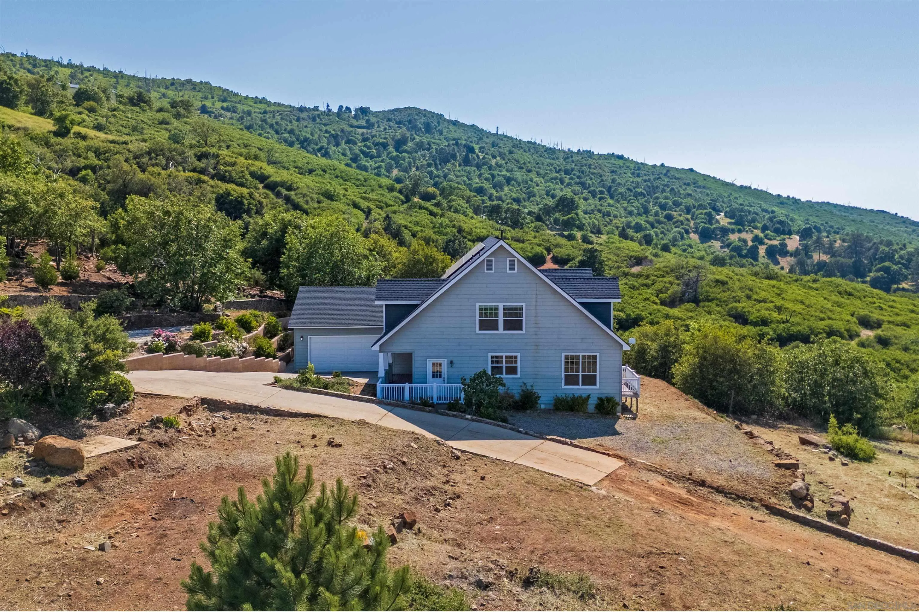 https://cdn.realtyfeed.com/cdn/127/250029993/295c5918cf918cdca261b89c45a288bd.webp