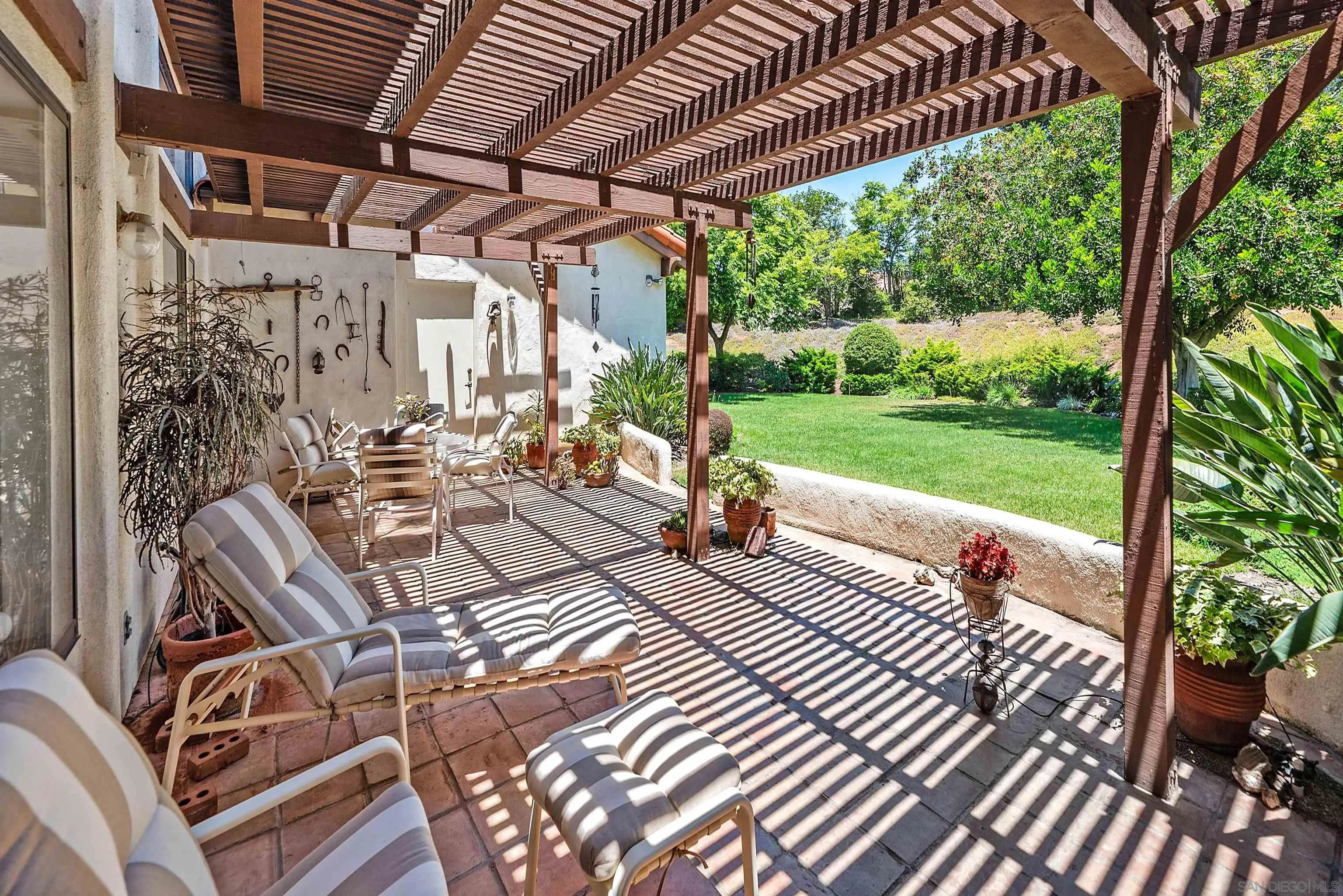 https://cdn.realtyfeed.com/cdn/127/250030011/1d96455b085716b1b16e5b3a038c2801.webp
