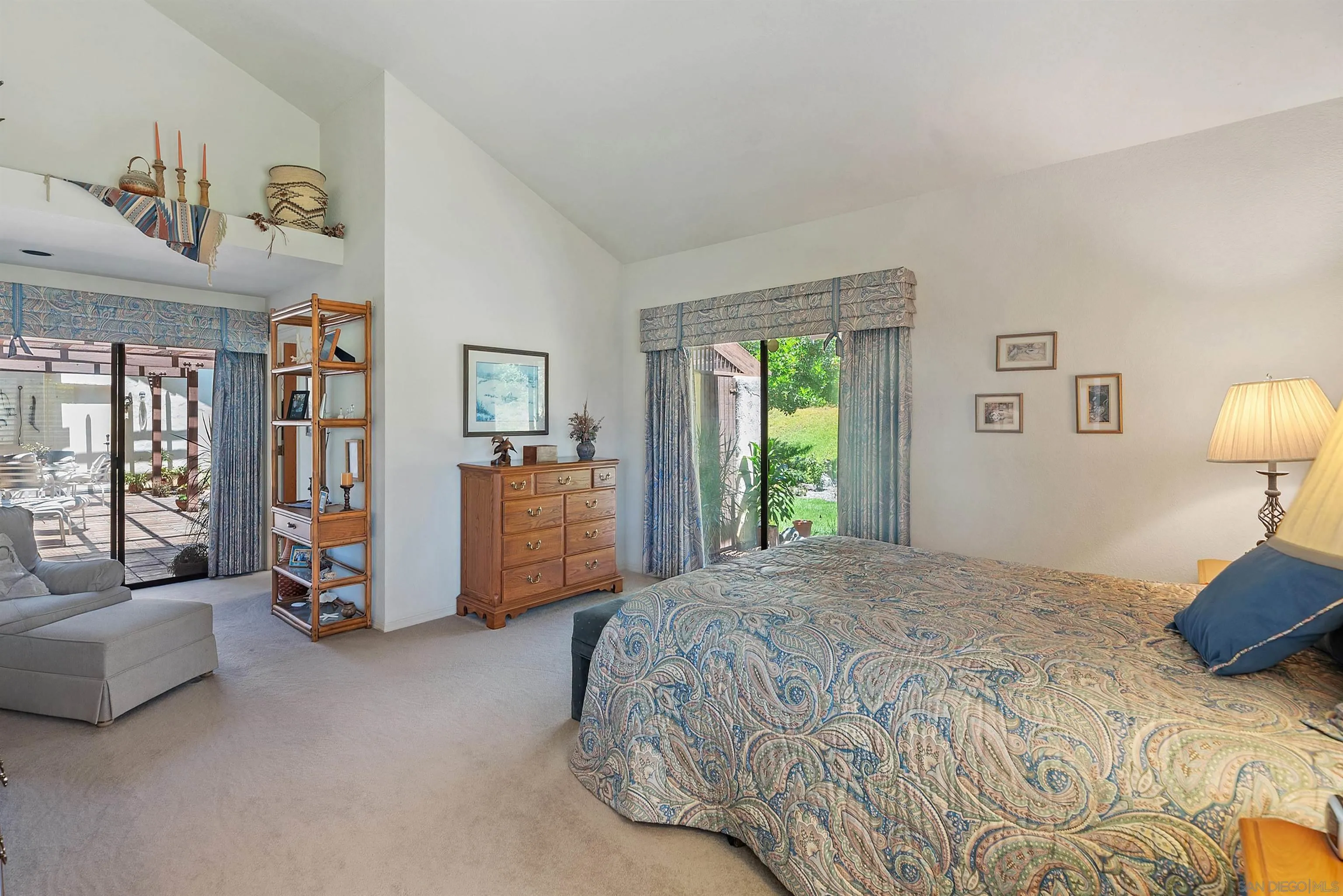 https://cdn.realtyfeed.com/cdn/127/250030011/5bce2e090148f11b2ee99e12990893ba.webp