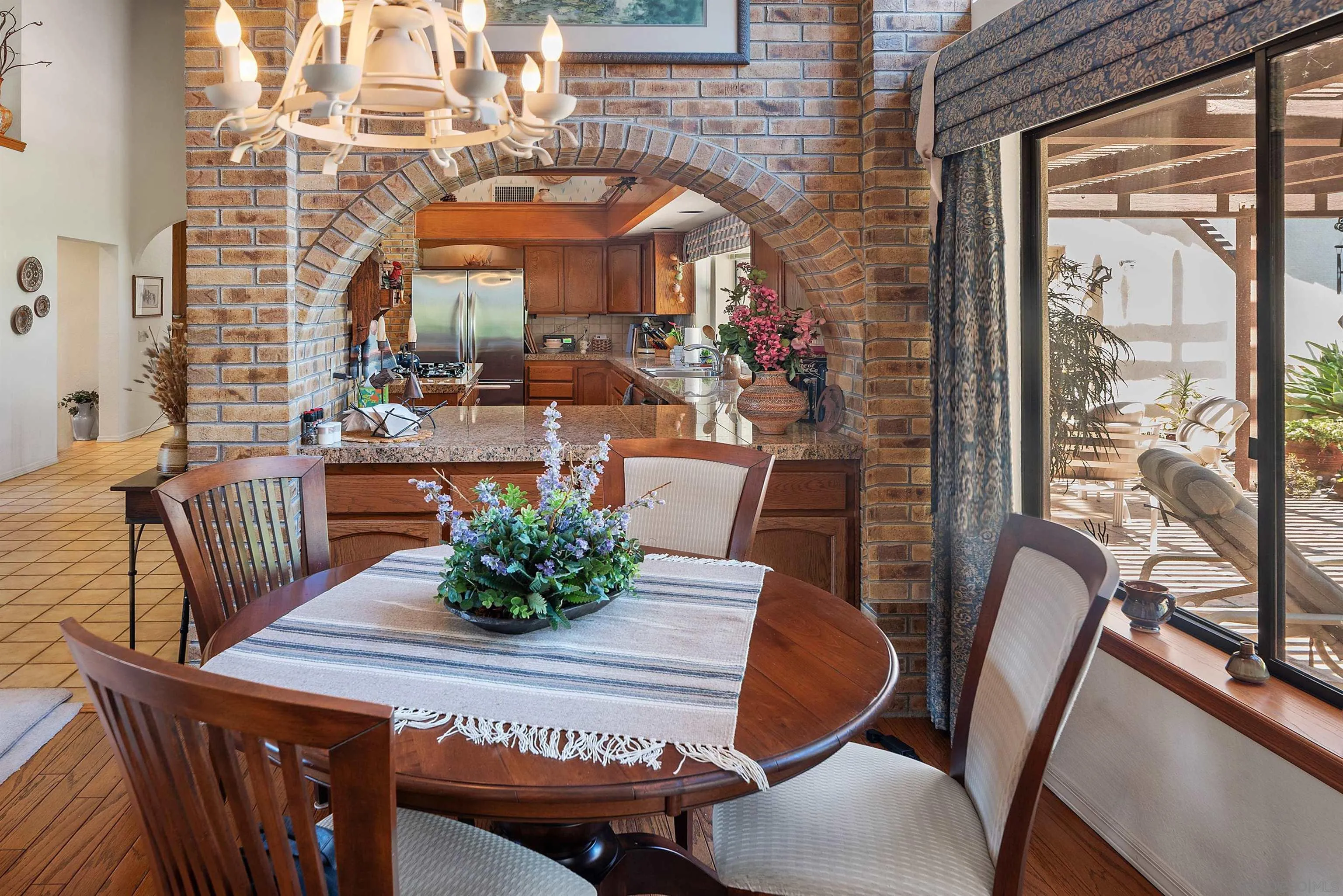 https://cdn.realtyfeed.com/cdn/127/250030011/a5aa6ac6c1651c4e51dd577a205cd95d.webp