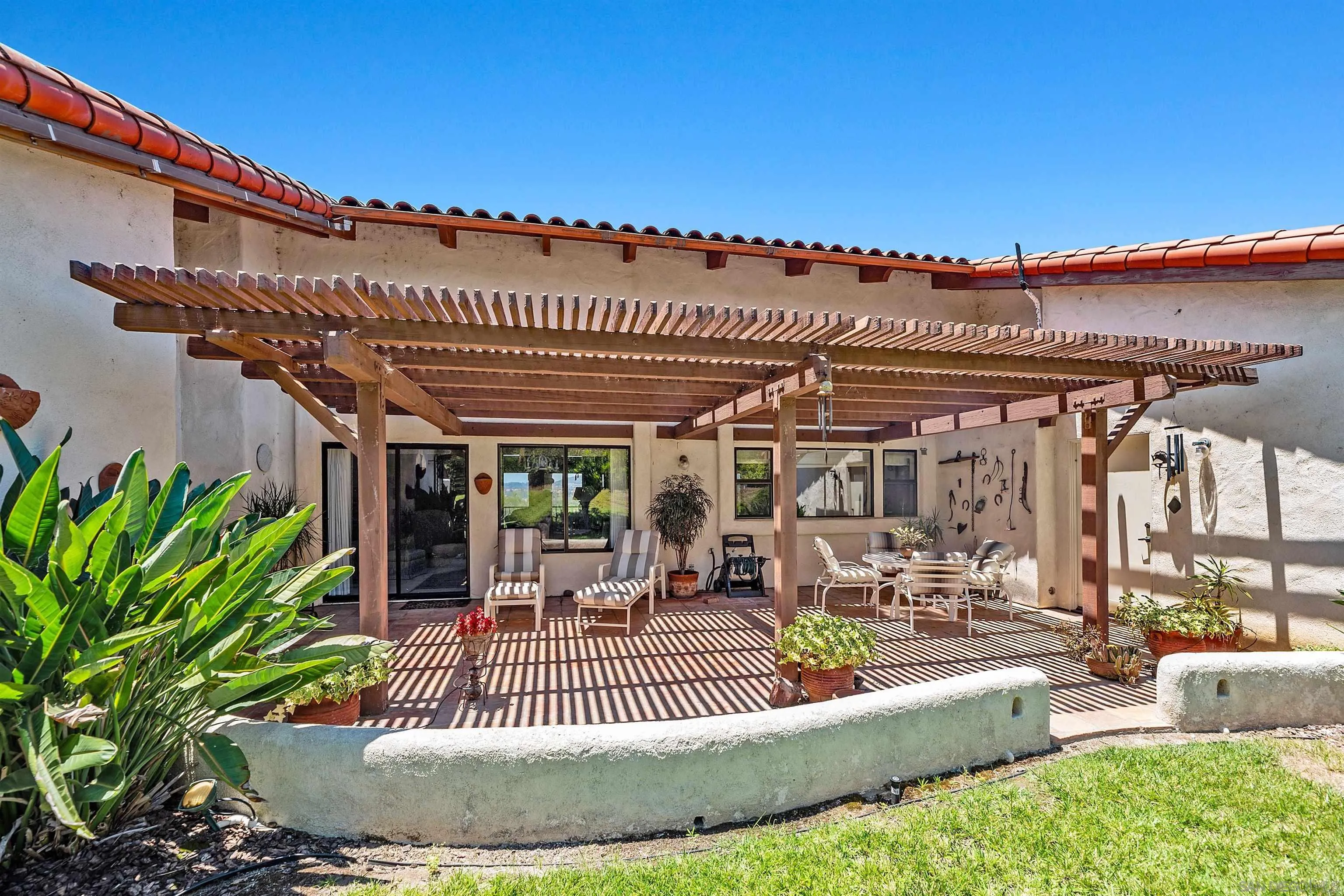 https://cdn.realtyfeed.com/cdn/127/250030011/ecadbd24bc87c88e6e2760282928691b.webp