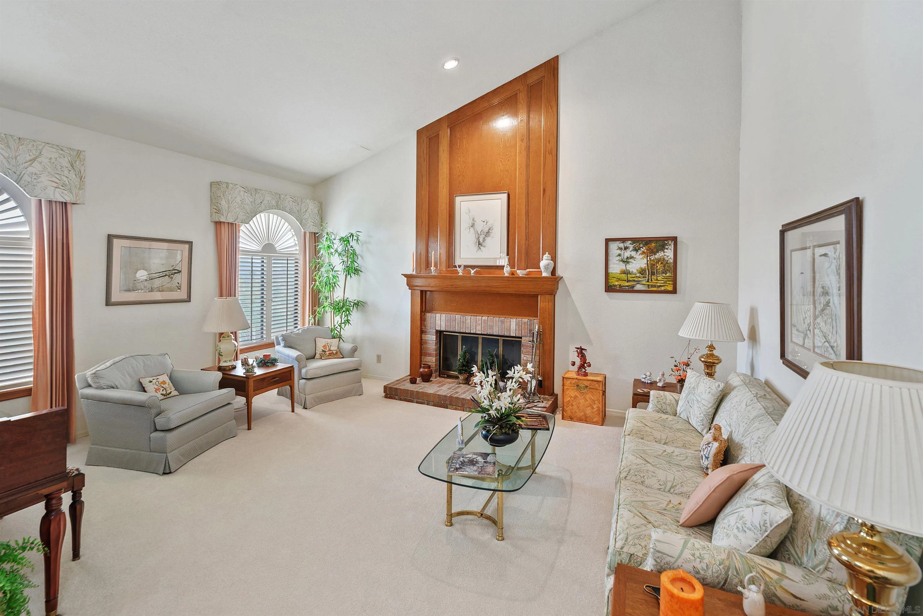 https://cdn.realtyfeed.com/cdn/127/250030011/f03d6692cc09918b6d656492e2652101.webp