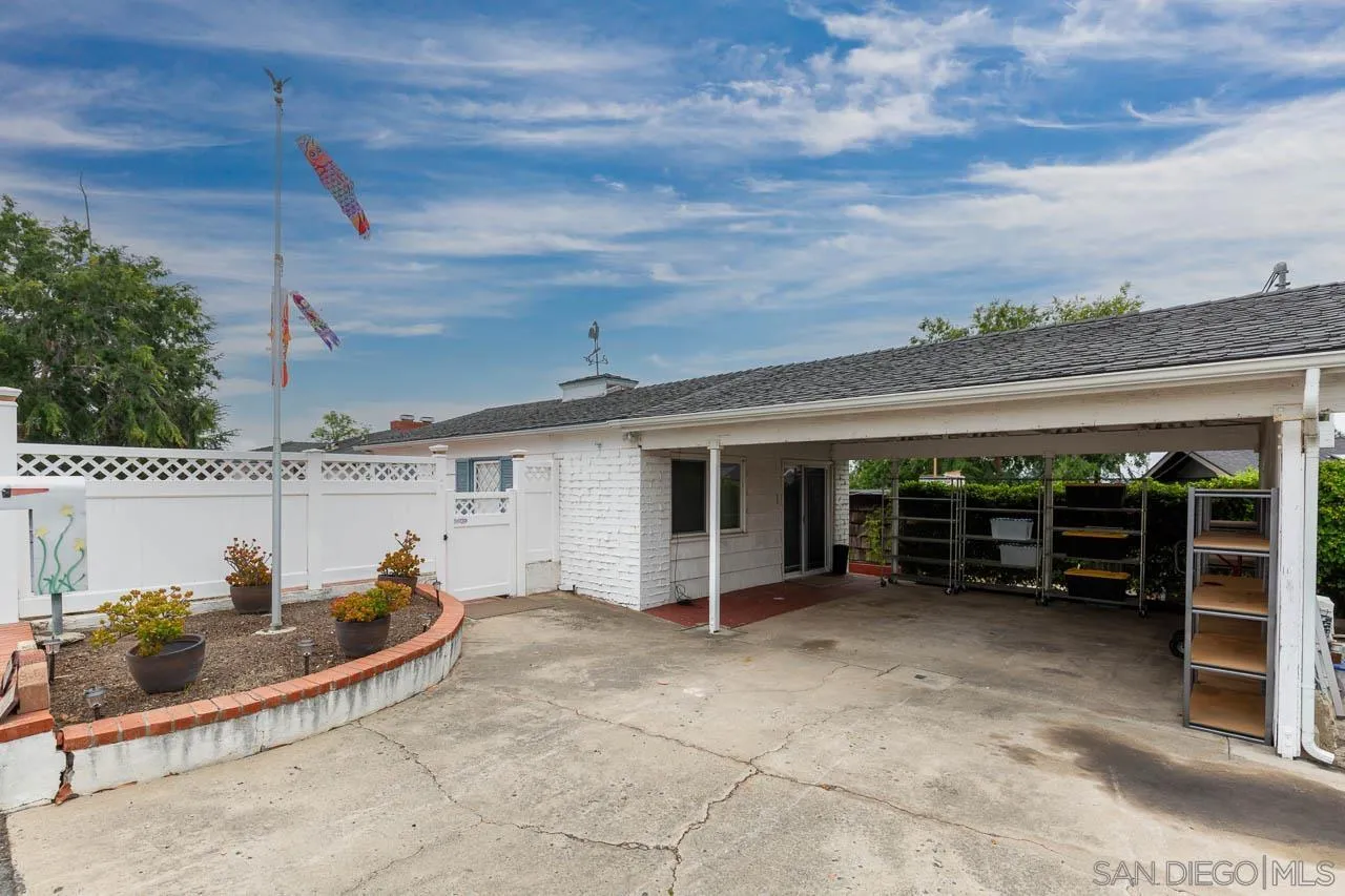 https://cdn.realtyfeed.com/cdn/127/250030025/256b8b1b38ab399b7116355ec5cb7738.webp