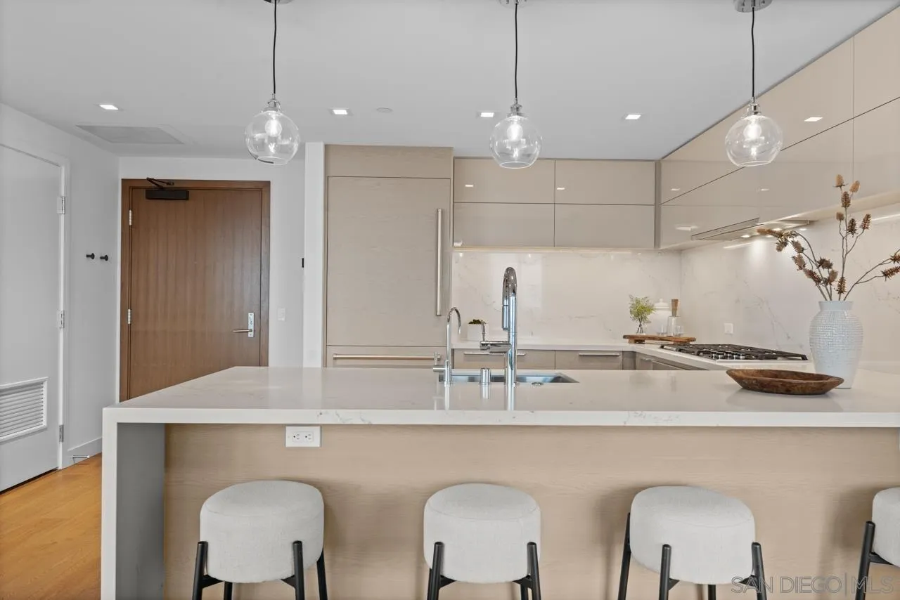 Photo #6: 250030029 Listing 