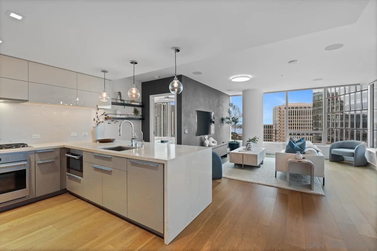 Photo #3: 250030029 Listing 