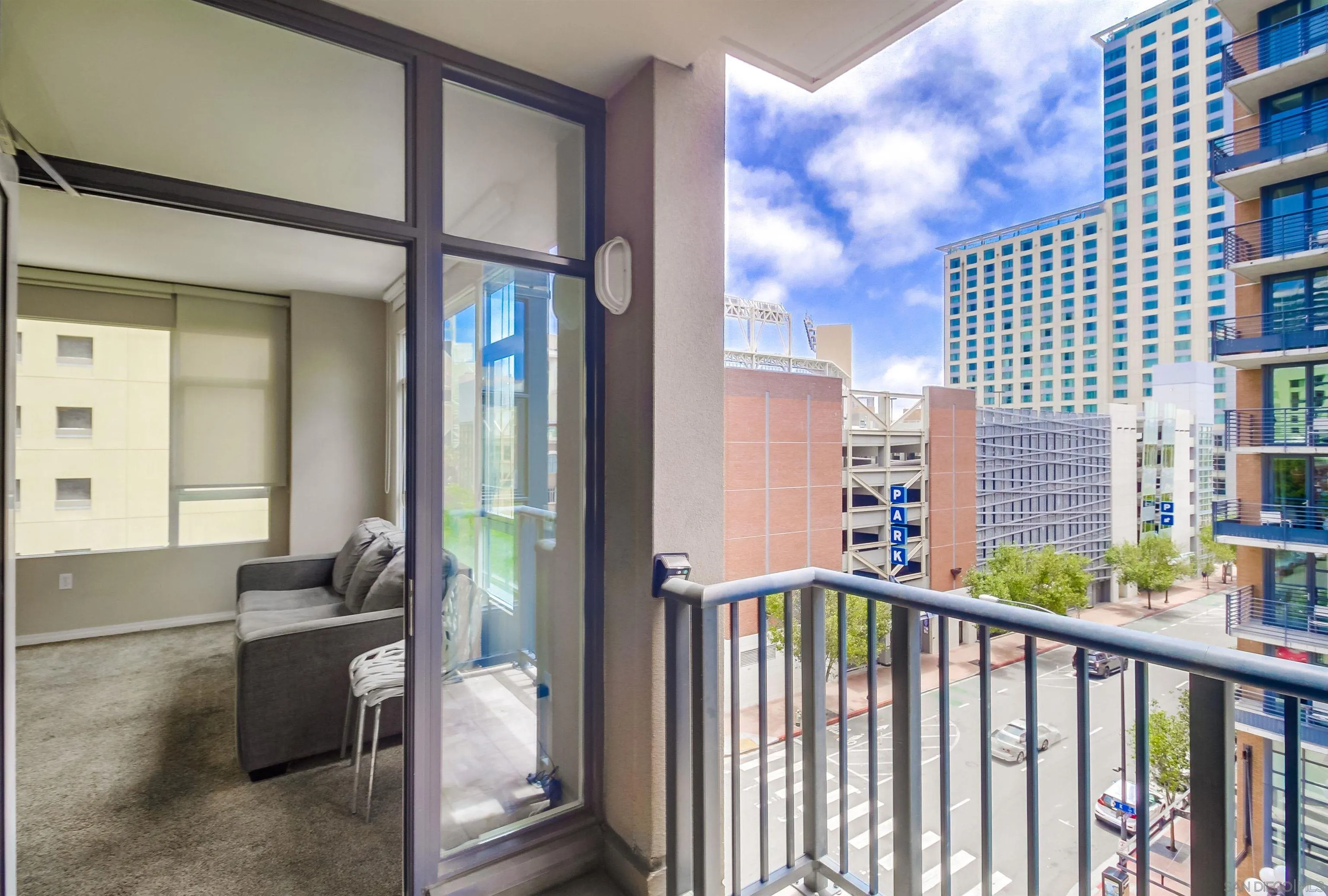 https://cdn.realtyfeed.com/cdn/127/250030045/0e0a9d70b90e756f01a5fa430cde8b4c.webp
