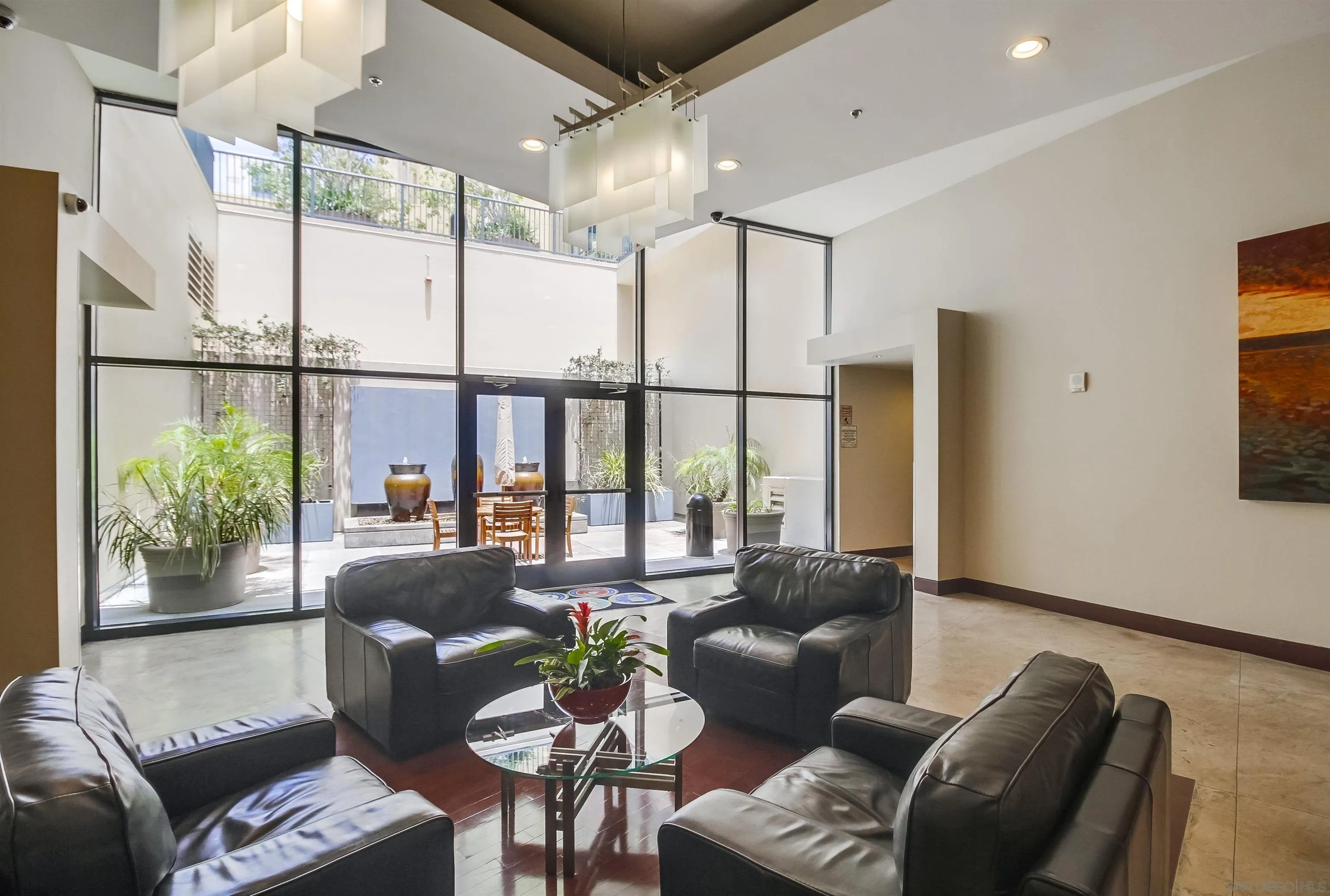 https://cdn.realtyfeed.com/cdn/127/250030045/daf8c401e384d96a4f2e9e24fbfe9c23.webp