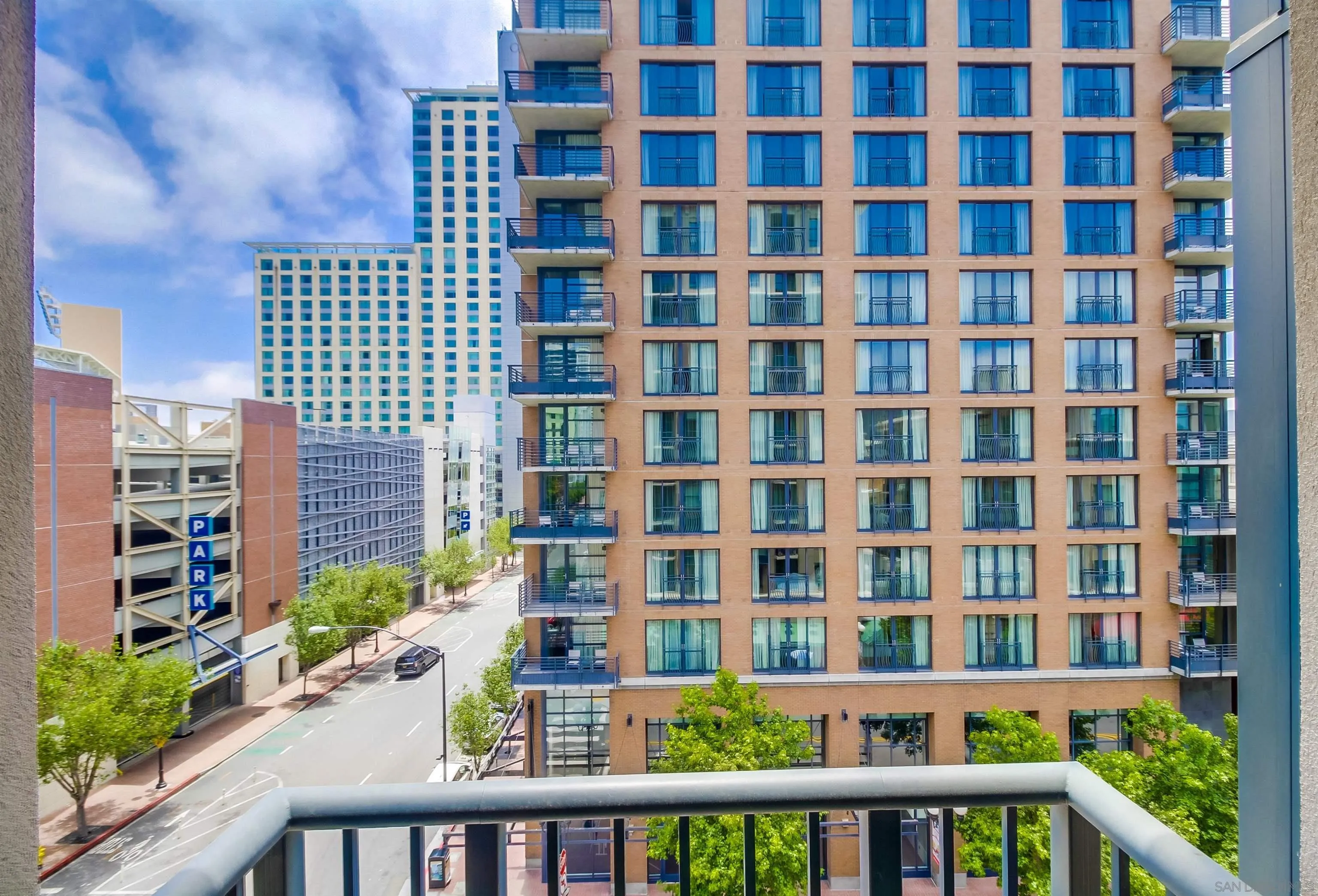 https://cdn.realtyfeed.com/cdn/127/250030045/f3ed7d44c46a9a625024ef3a5cd1120a.webp