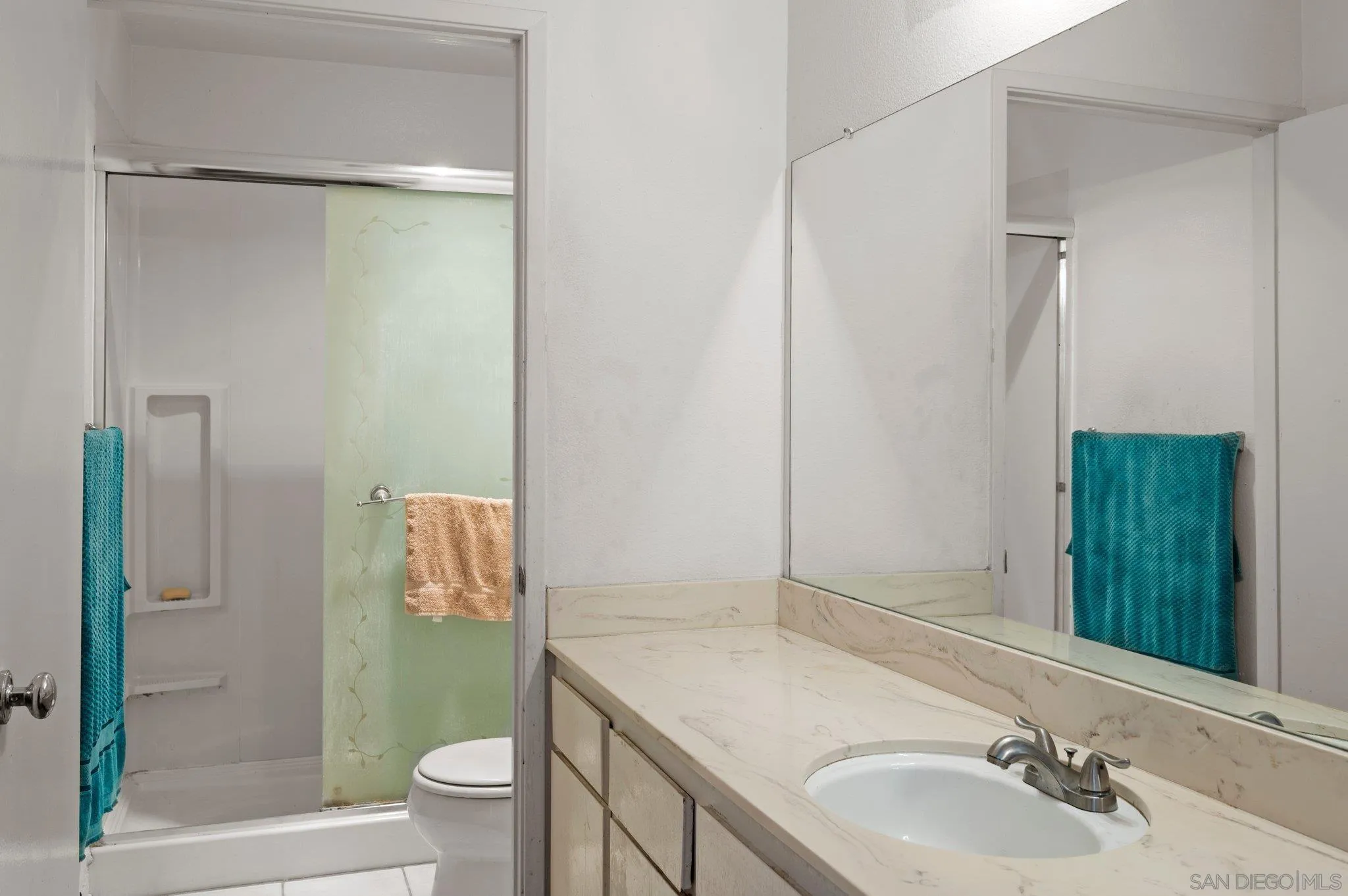 Photo #11: 250030060 Listing: Photo #11