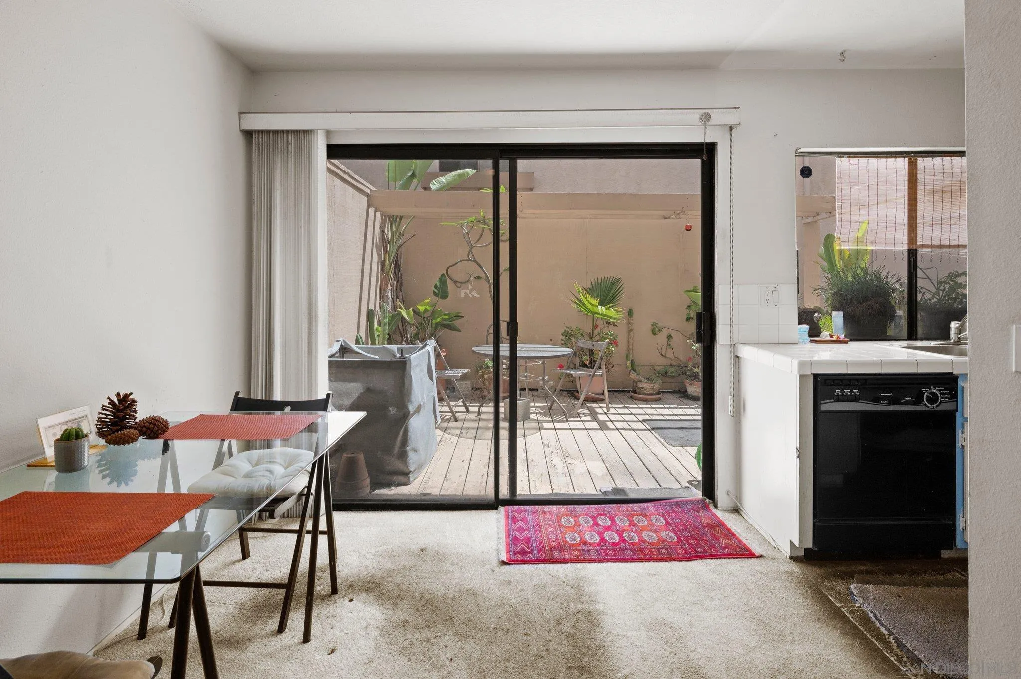 Photo #8: 250030060 Listing: Photo #8