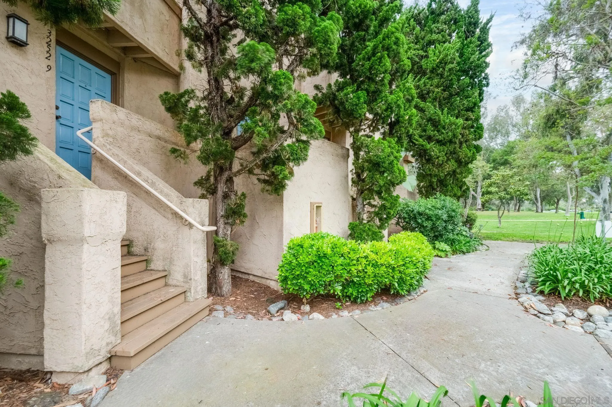 Photo #6: 250030060 Listing 