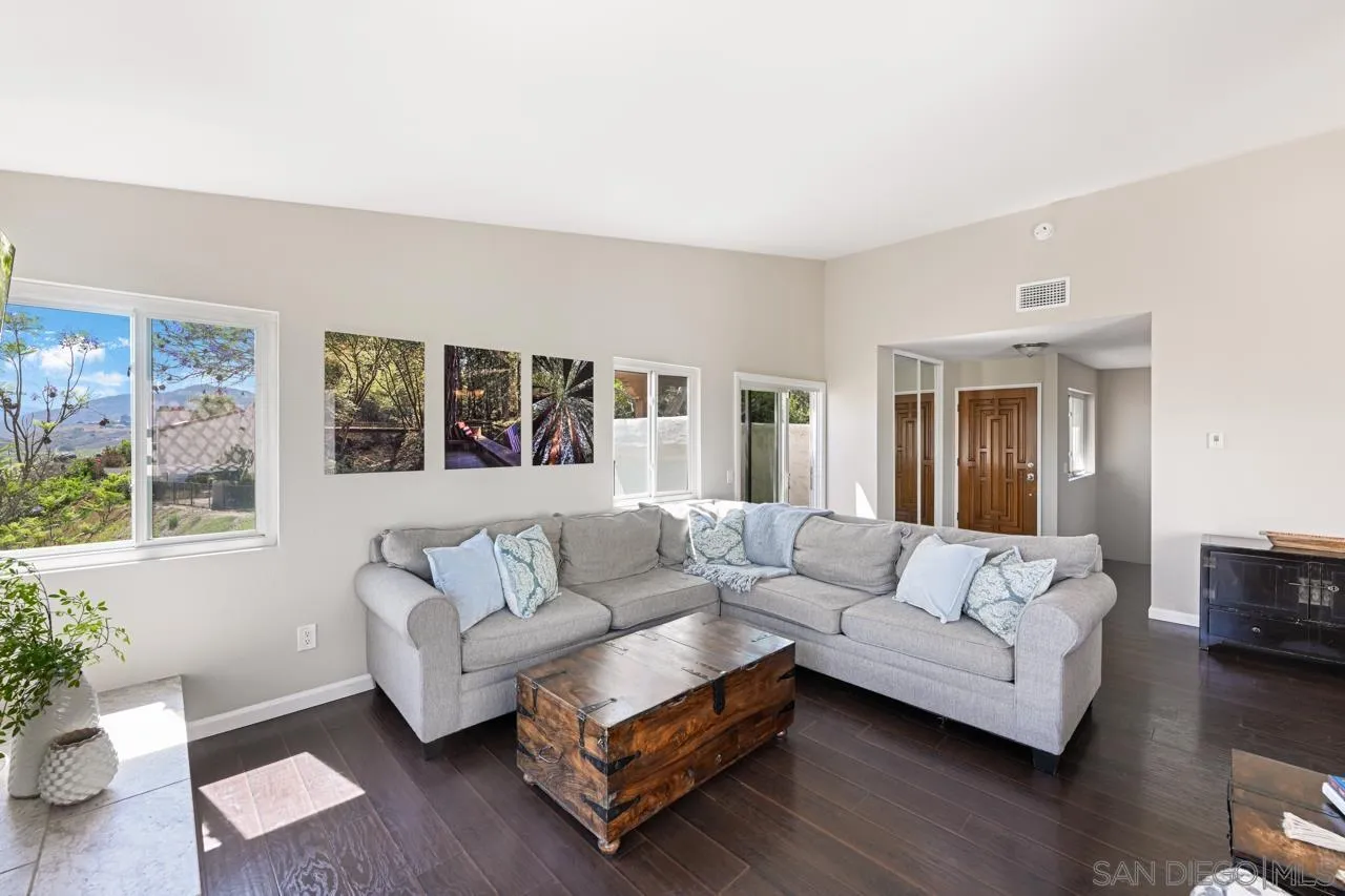 Photo #15: 250030077 Listing: Photo #15