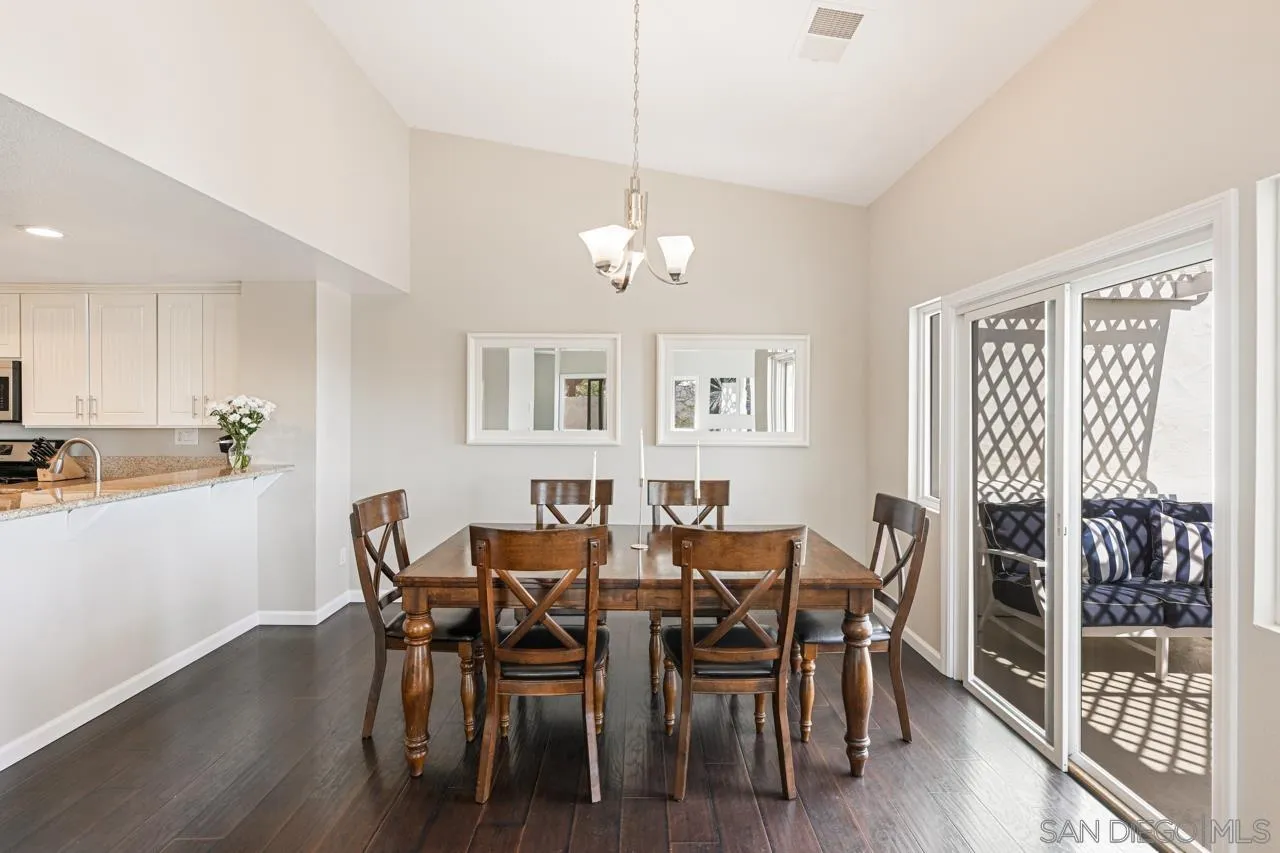 https://cdn.realtyfeed.com/cdn/127/250030077/24f5f9888529591c00efca25376c6d6d.webp